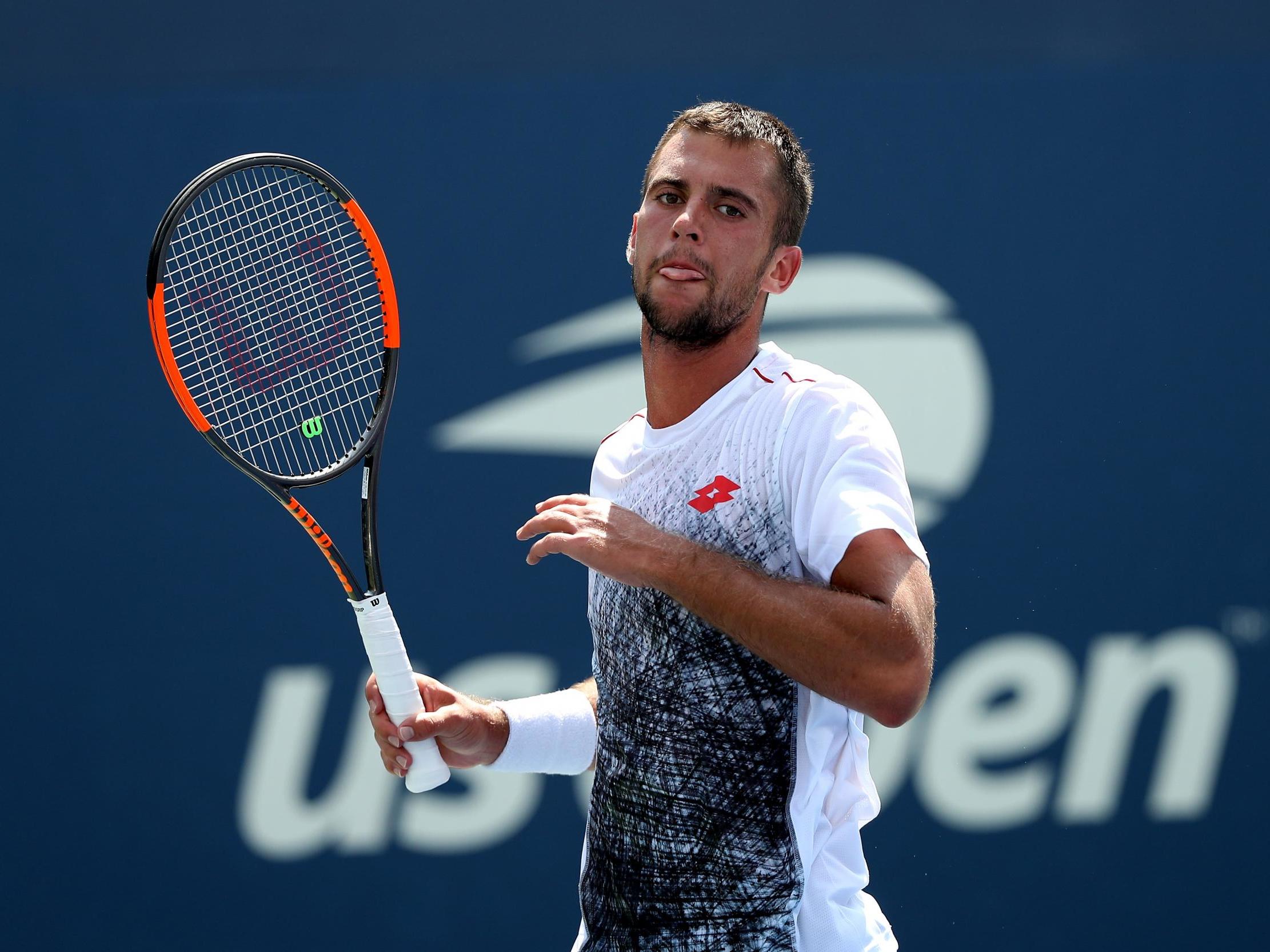 Leonardo Mayer struggled with the conditions at Flushing Meadows