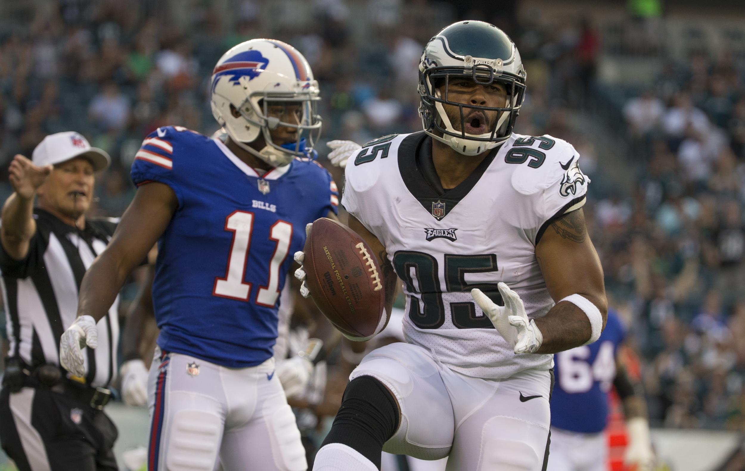 Mychal Kendricks in action for the Philadelphia Eagles