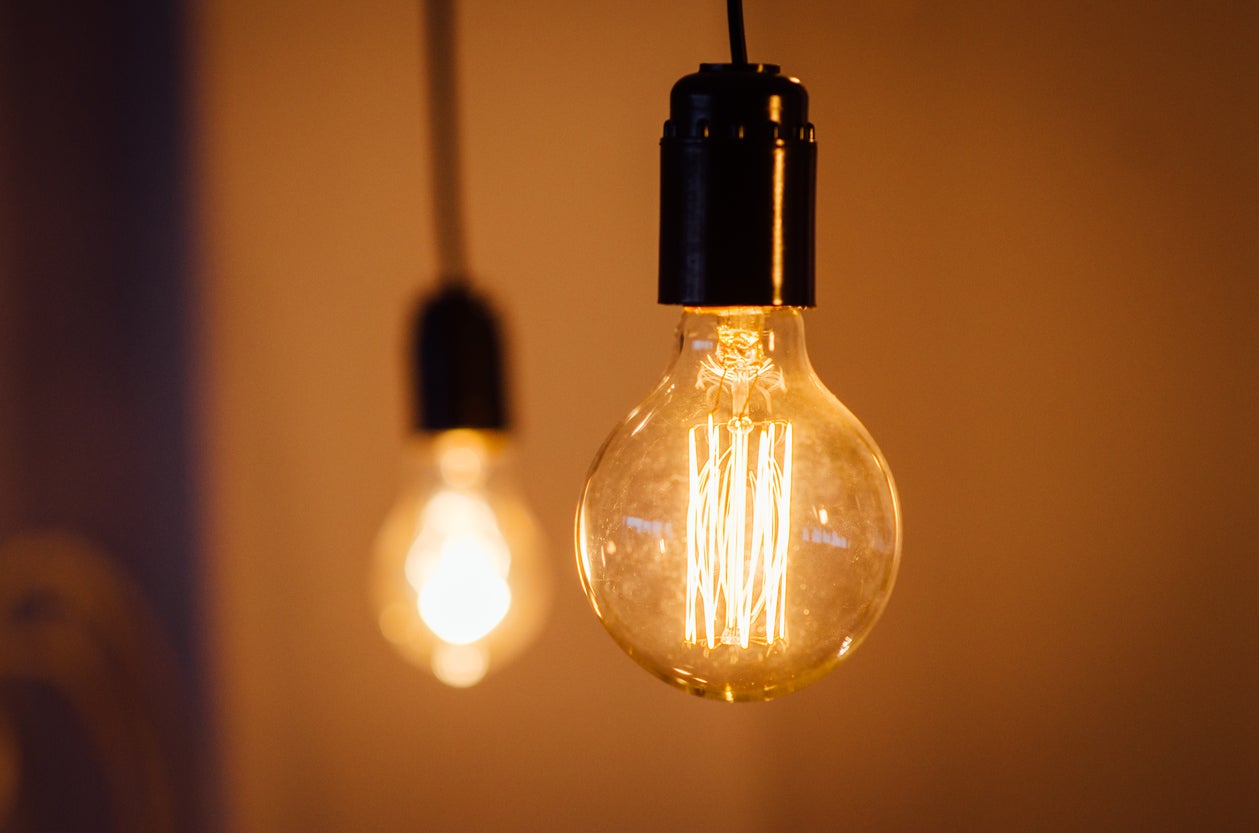 Halogen lightbulbs are far less energy efficient than LEDs (Getty Images/iStockphoto)