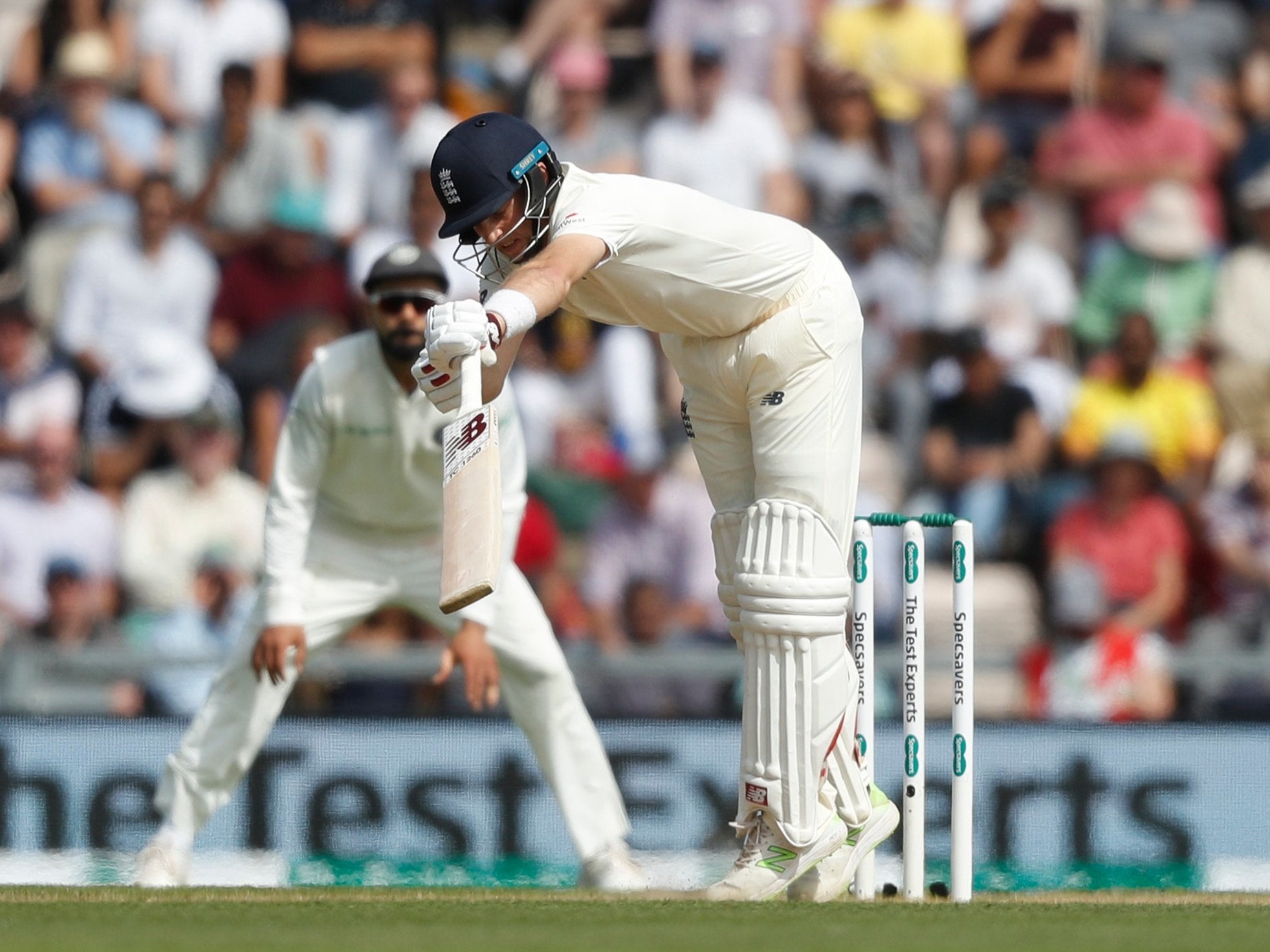 Joe Root dug in through the morning session