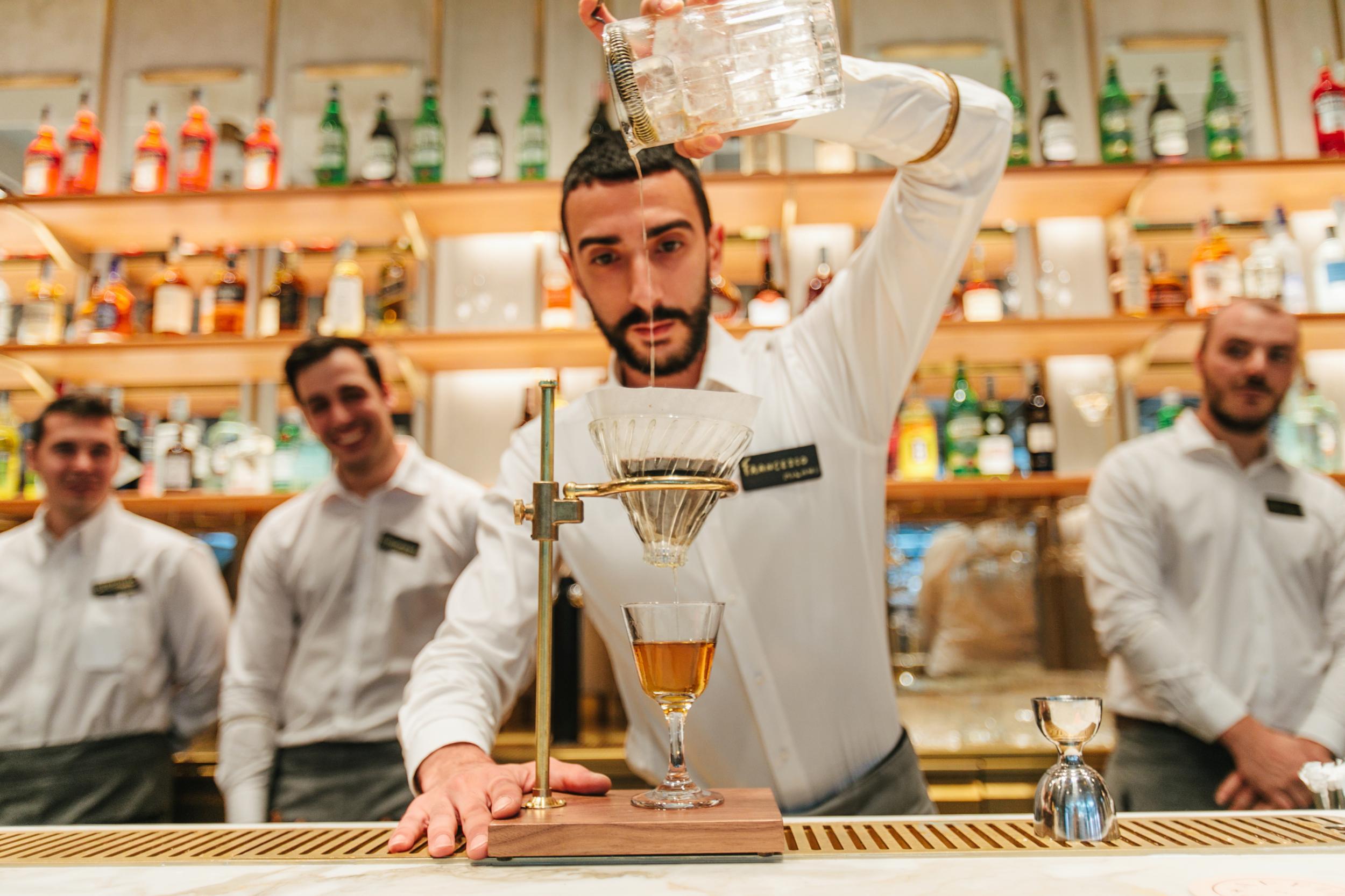 Will Italian customers be as smiley as the Starbucks employees?