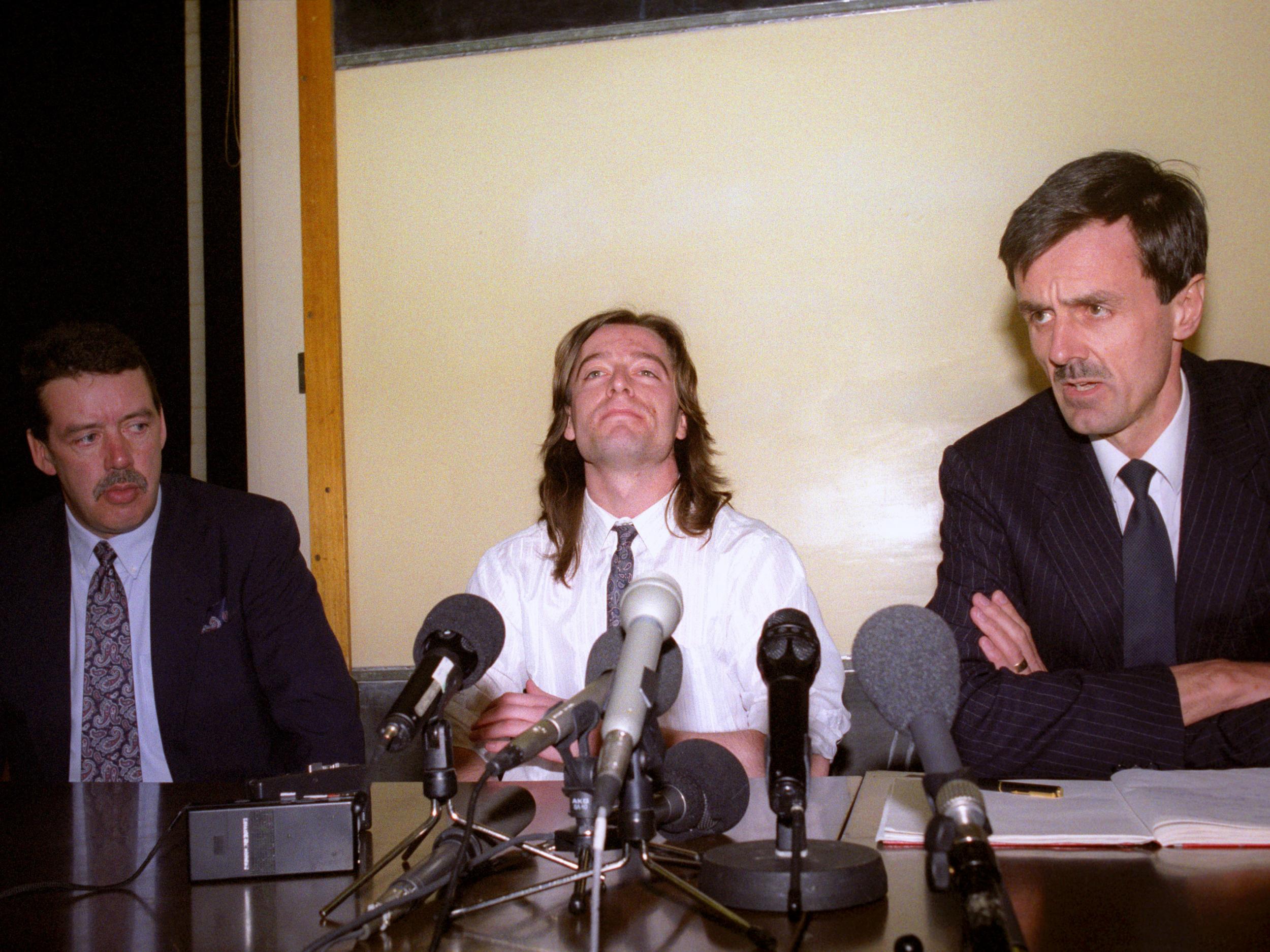 John Tanner (centre), 22, the boyfriend of missing Oxford undergraduate Rachel McLean, at a news conference in Oxford