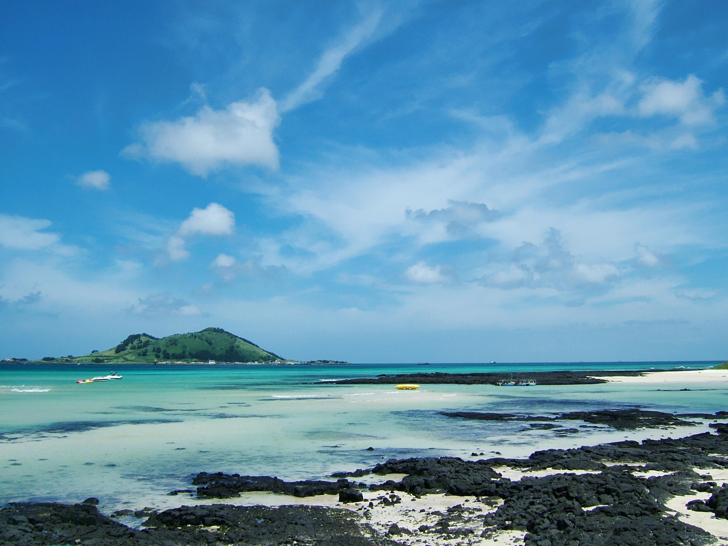 Jeju has beaches, caves, volcanoes...and A LOT of visitors