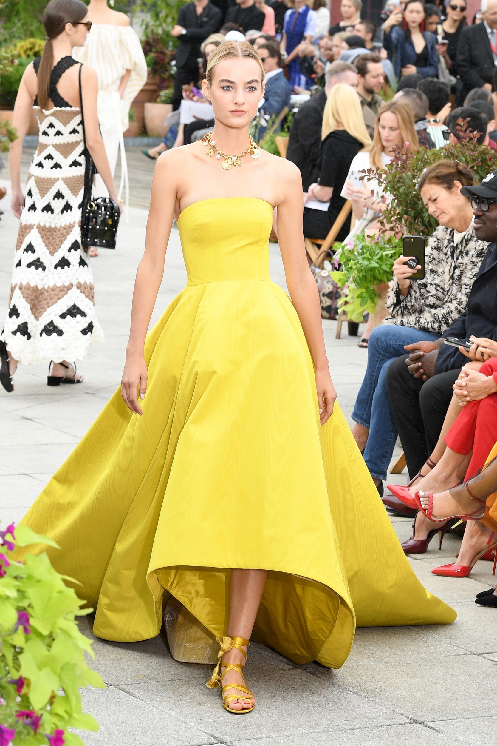 Oscar de la Renta also tapped into the sunny-side-up trend