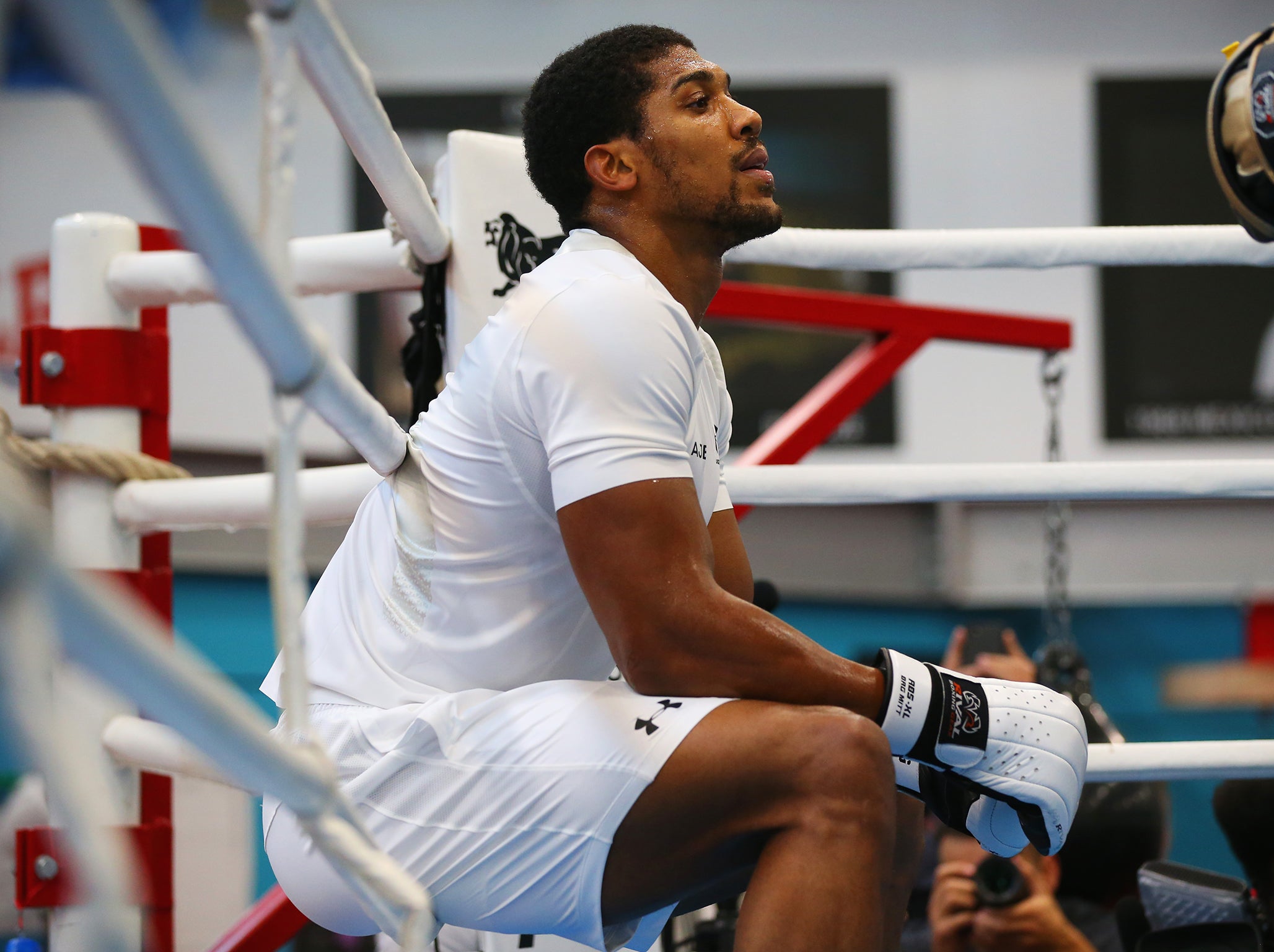 Anthony Joshua is having a mini crisis