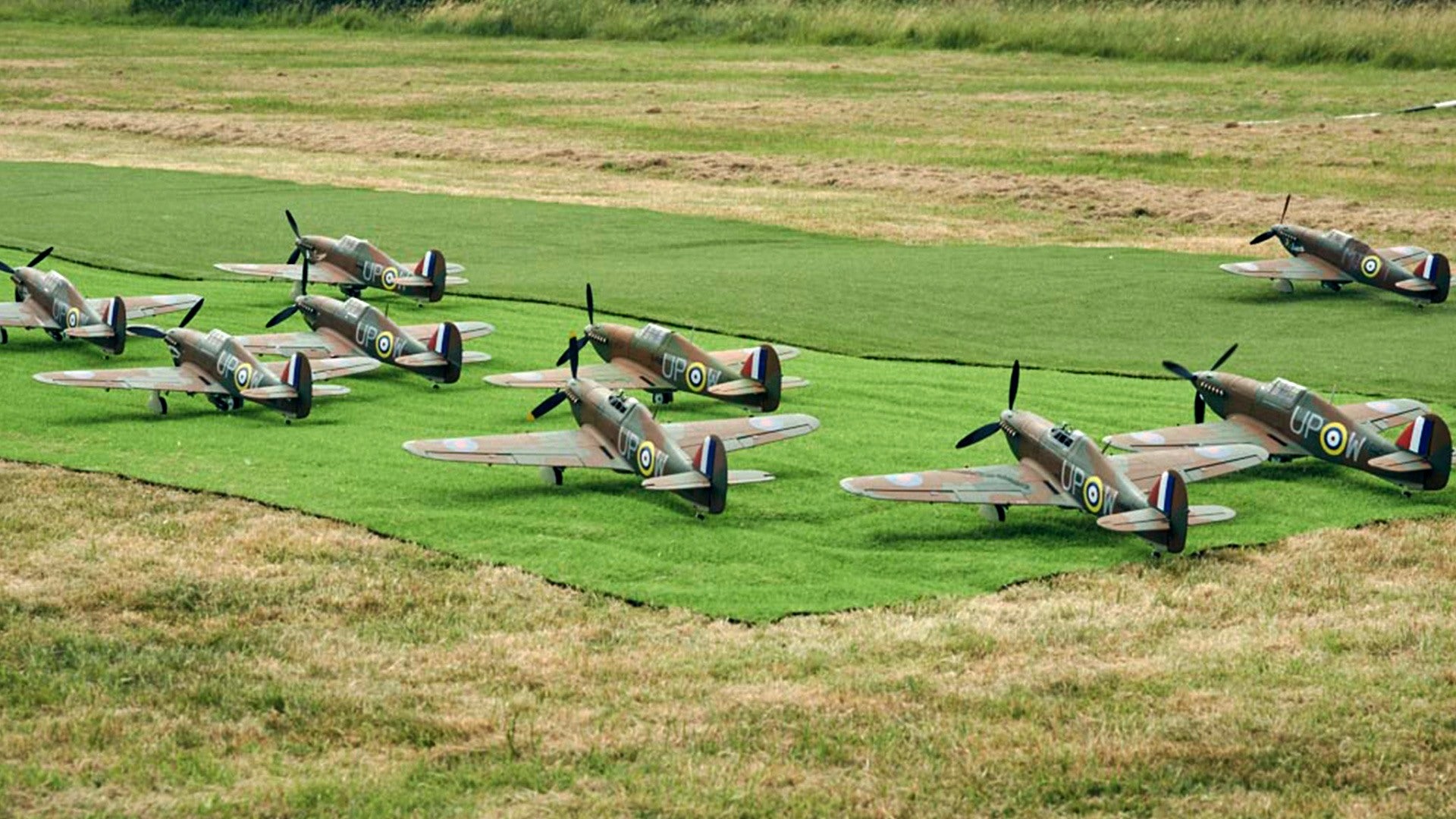 Not quite what they seem: The Few, scaled down