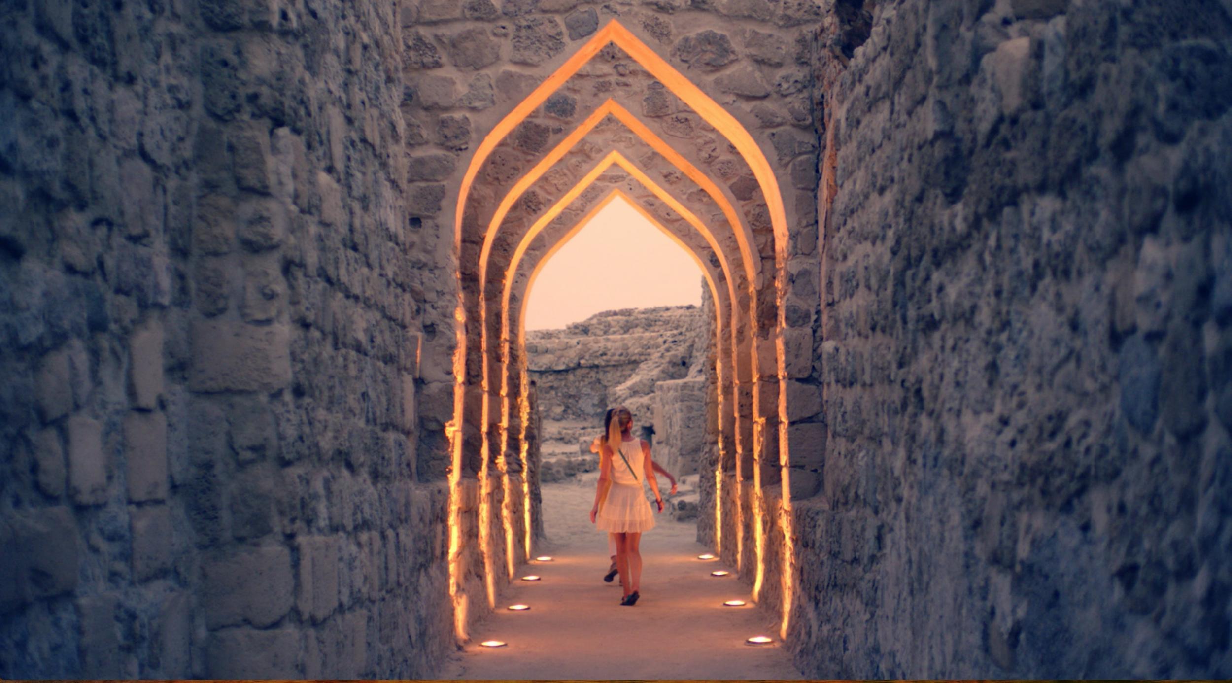 Explore archaeological treasures such as Qal’at al-Bahrain