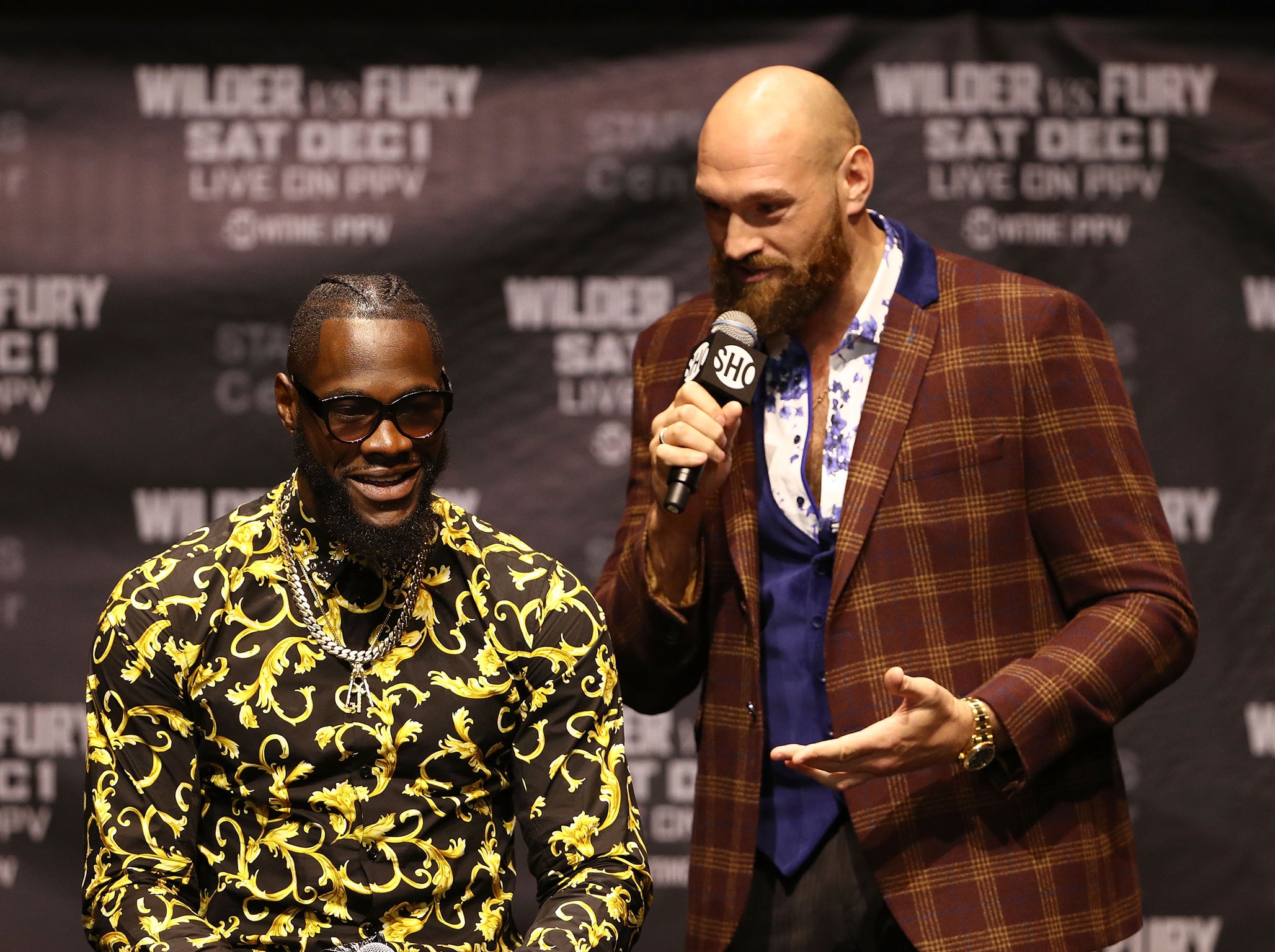 Fury faces Deontay Wilder on 1 December in California