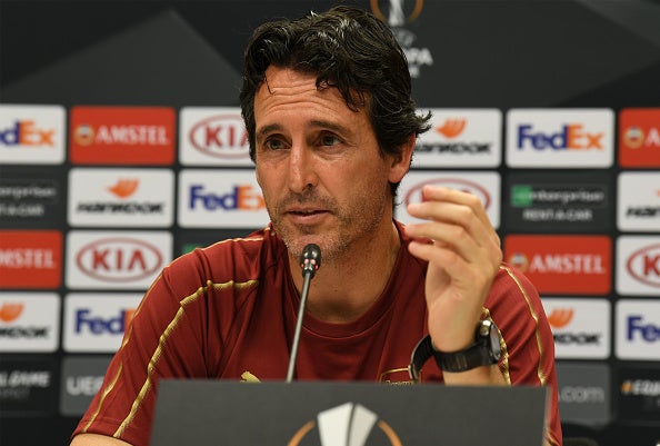 Unai Emery speaks to the media