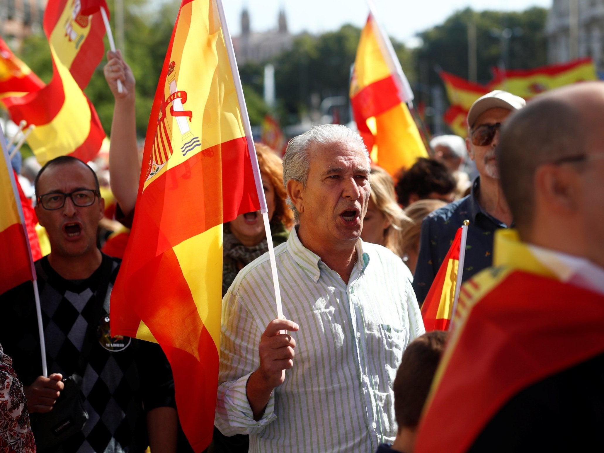 Demonstration led by marginal right-wing groups