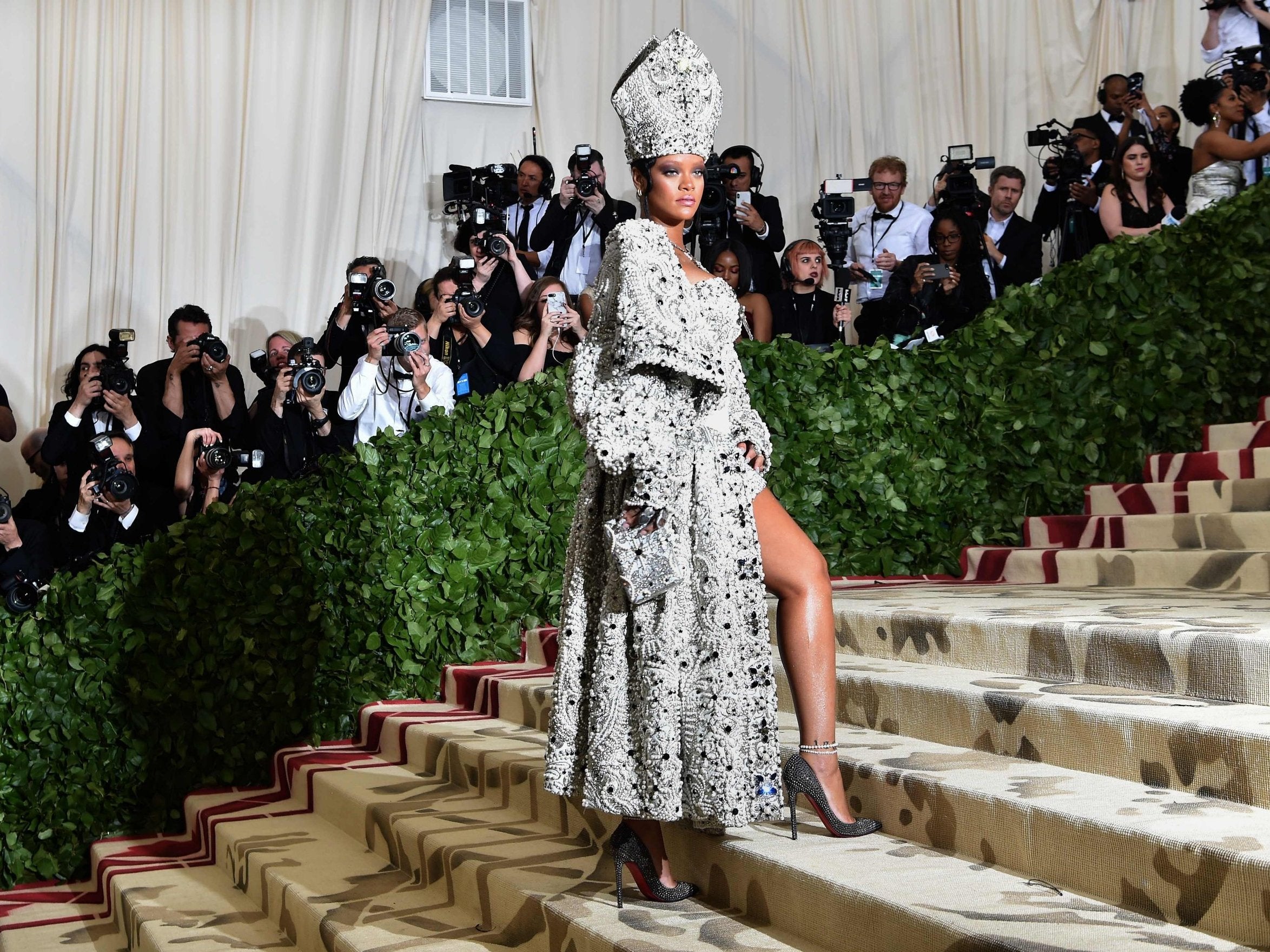 Rihanna turned heads as a high fashion pope at this year’s fashion extravaganza