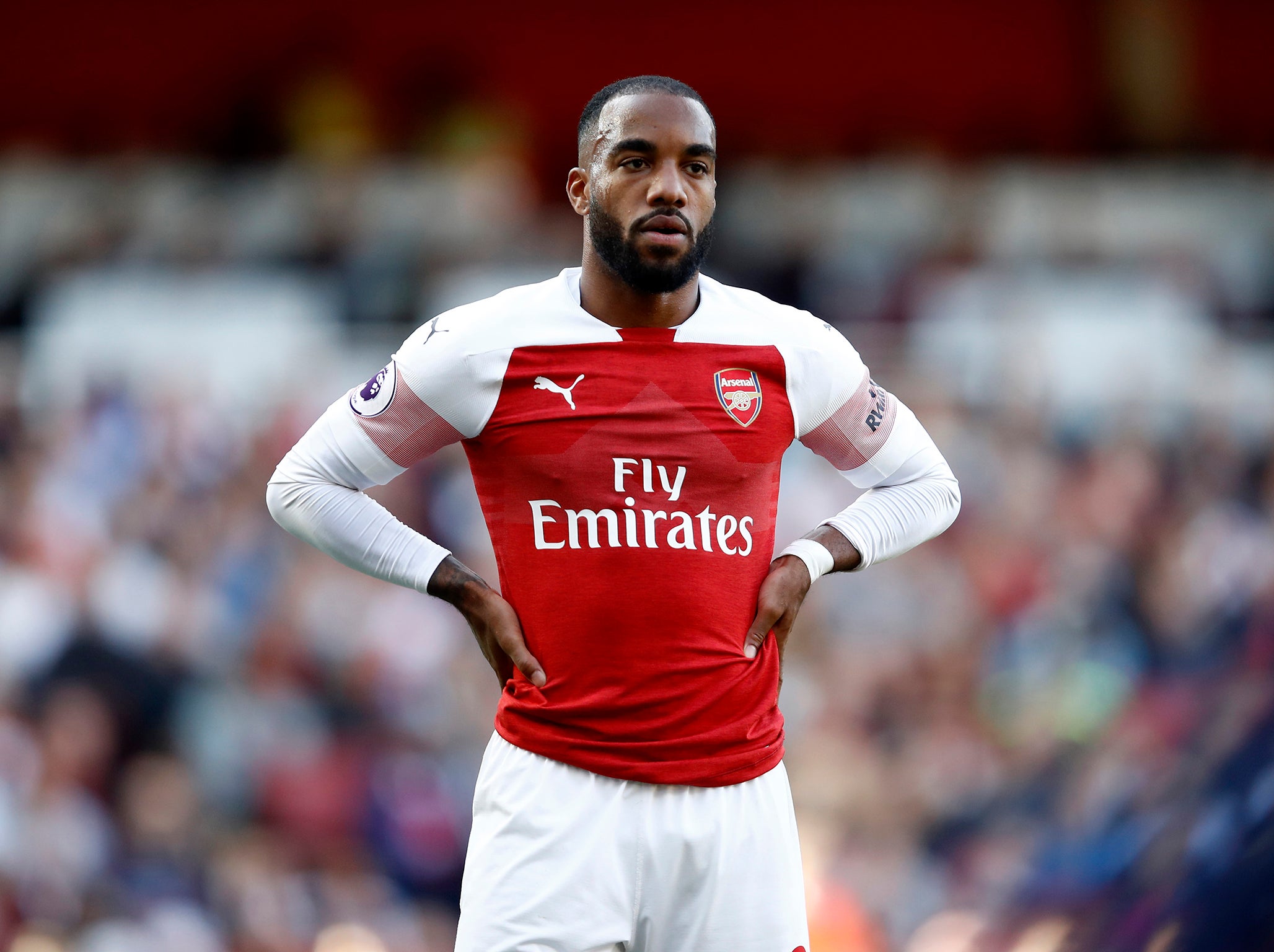 Alexandre Lacazette is not a fan of the Premier League atmosphere