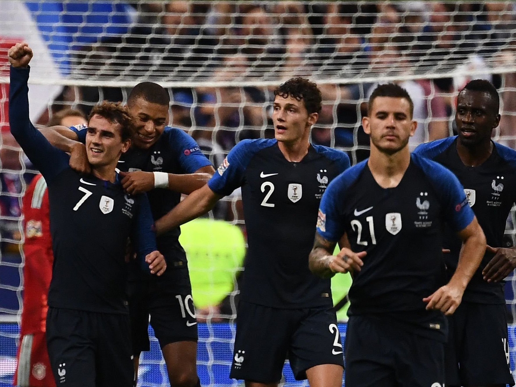 France came back to win in Paris