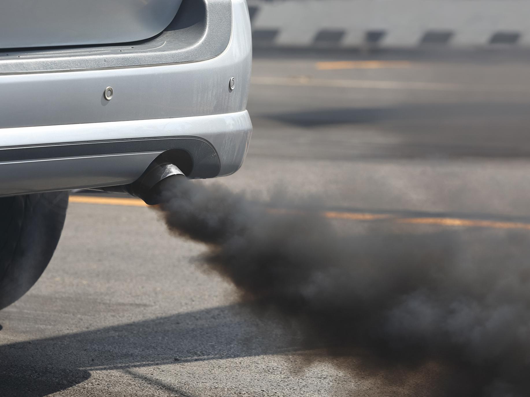 Campaigners say high-polluting vehicles must be phased out as soon as possible to protect the climate and reduce toxic air pollution