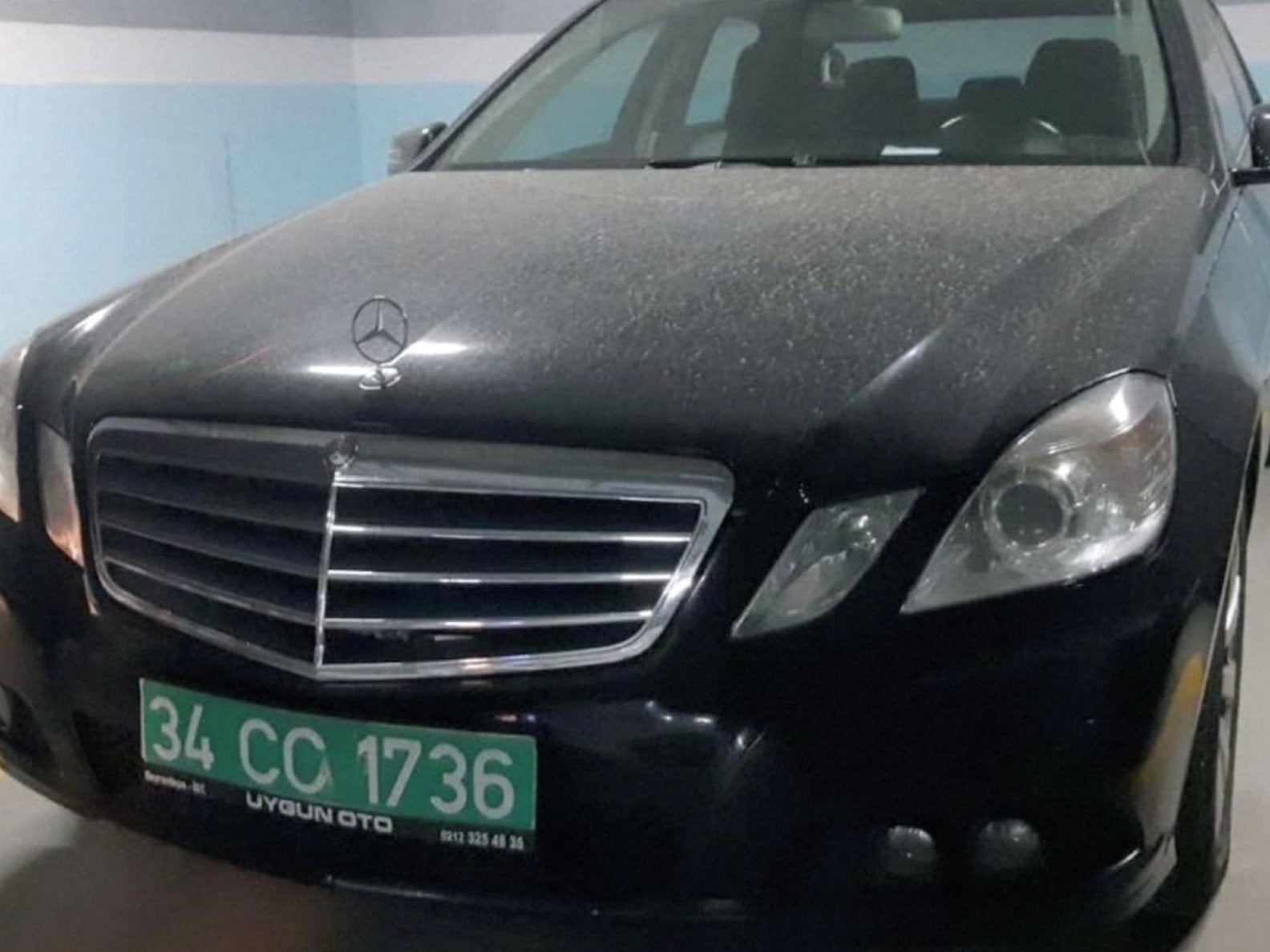 Car with diplomatic plates allegedly belonging to Saudi Consulate seen in an Istanbul car park