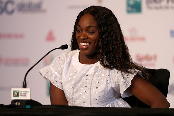 Sloane Stephens defeated an out of sorts Naomi Osaka