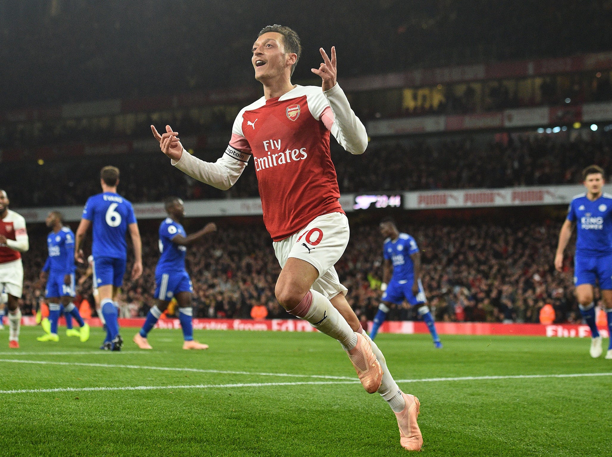 Mesut Ozil was sensational as Arsenal fought back to win against Leicester