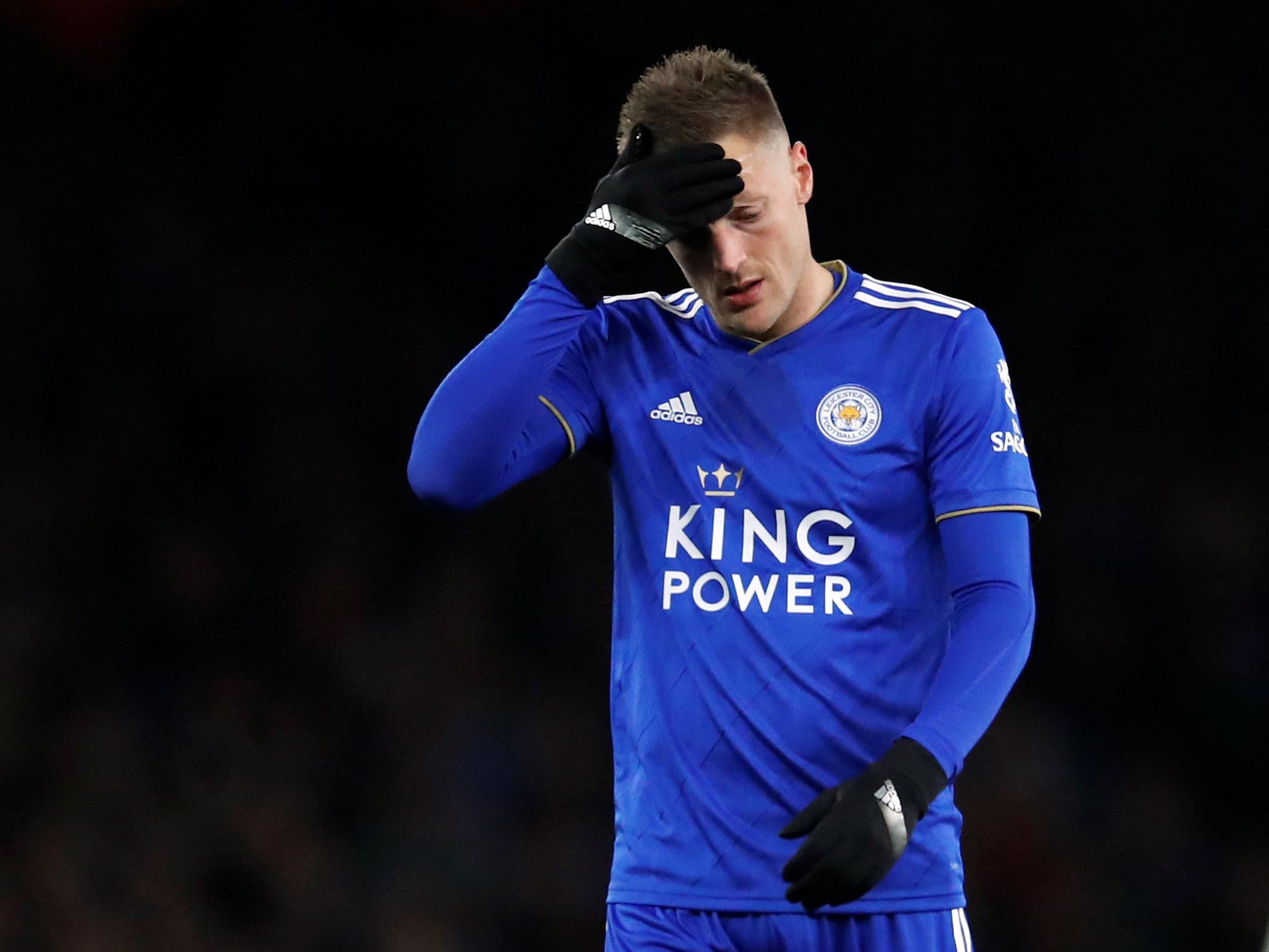 Jamie Vardy had to leave the pitch suddenly late in Leicester's 3-1 defeat by Arsenal