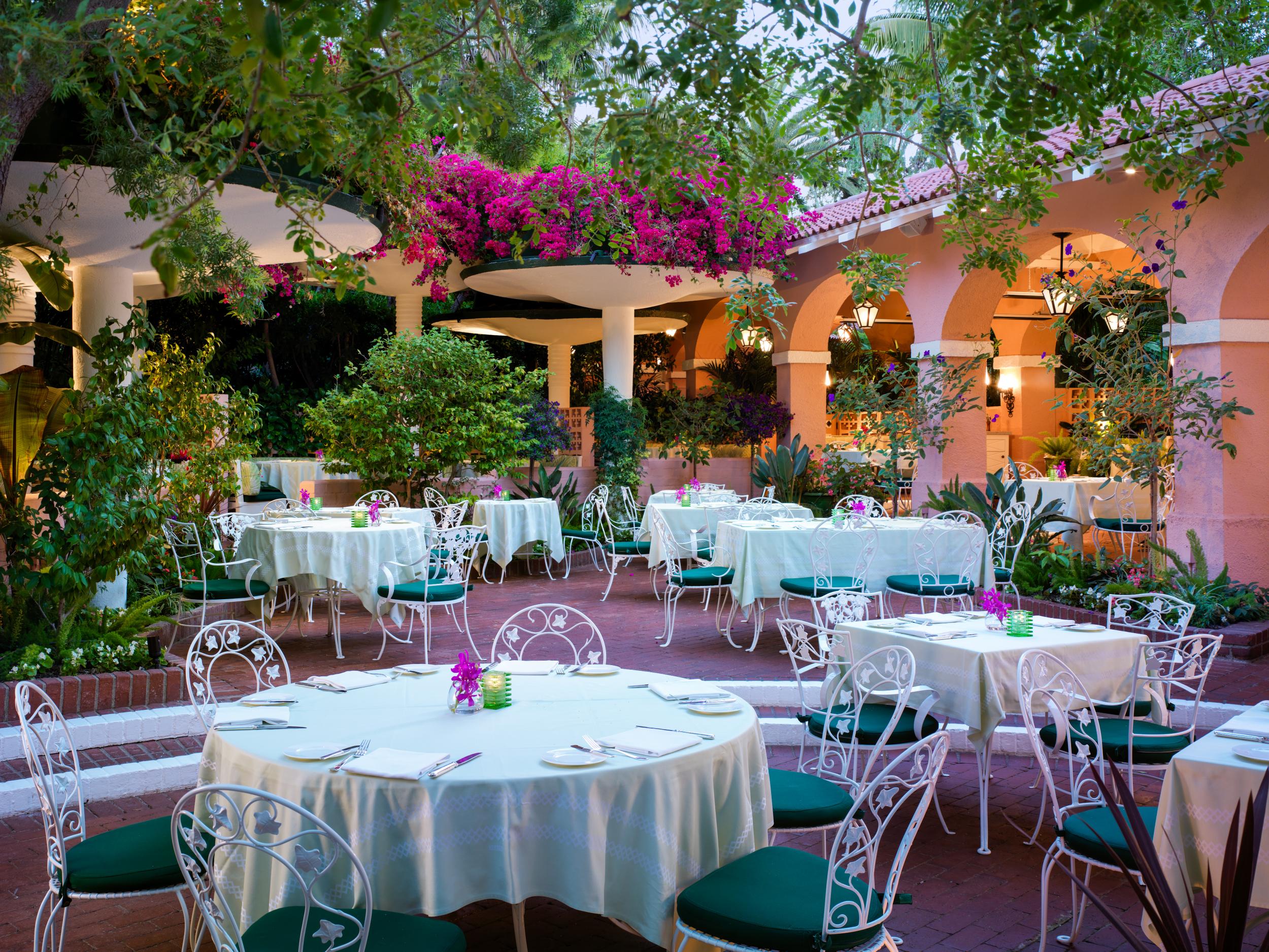 You’re sure to spot some famous faces over lunch at the Beverly Hills Hotel’s Polo Lounge