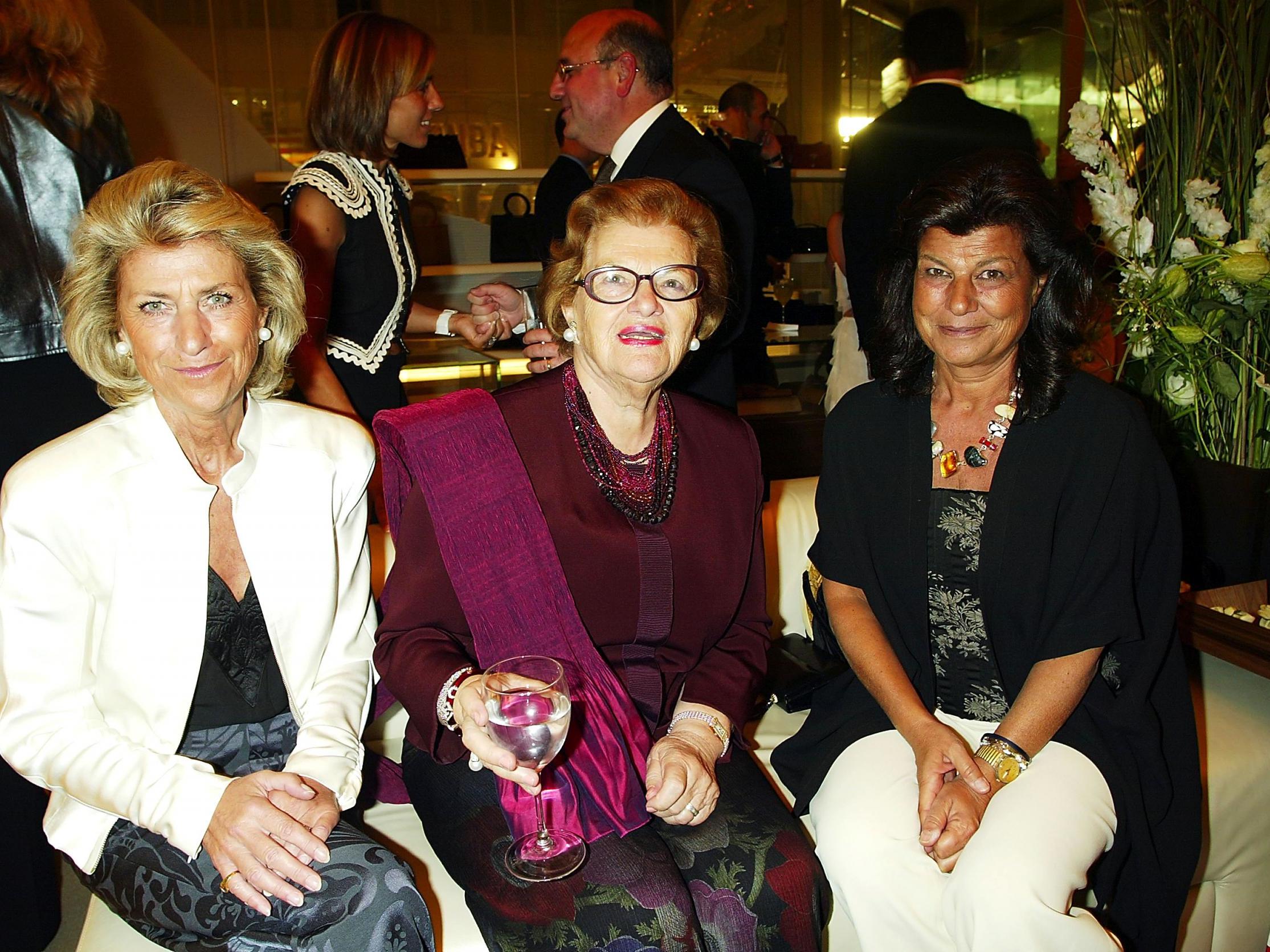 Giovanna Ferragamo, Wanda Ferragamo and Fulvia Visconti Ferragamo celebrate the opening of the Salvatore Ferragamo New York flagship store in 2003