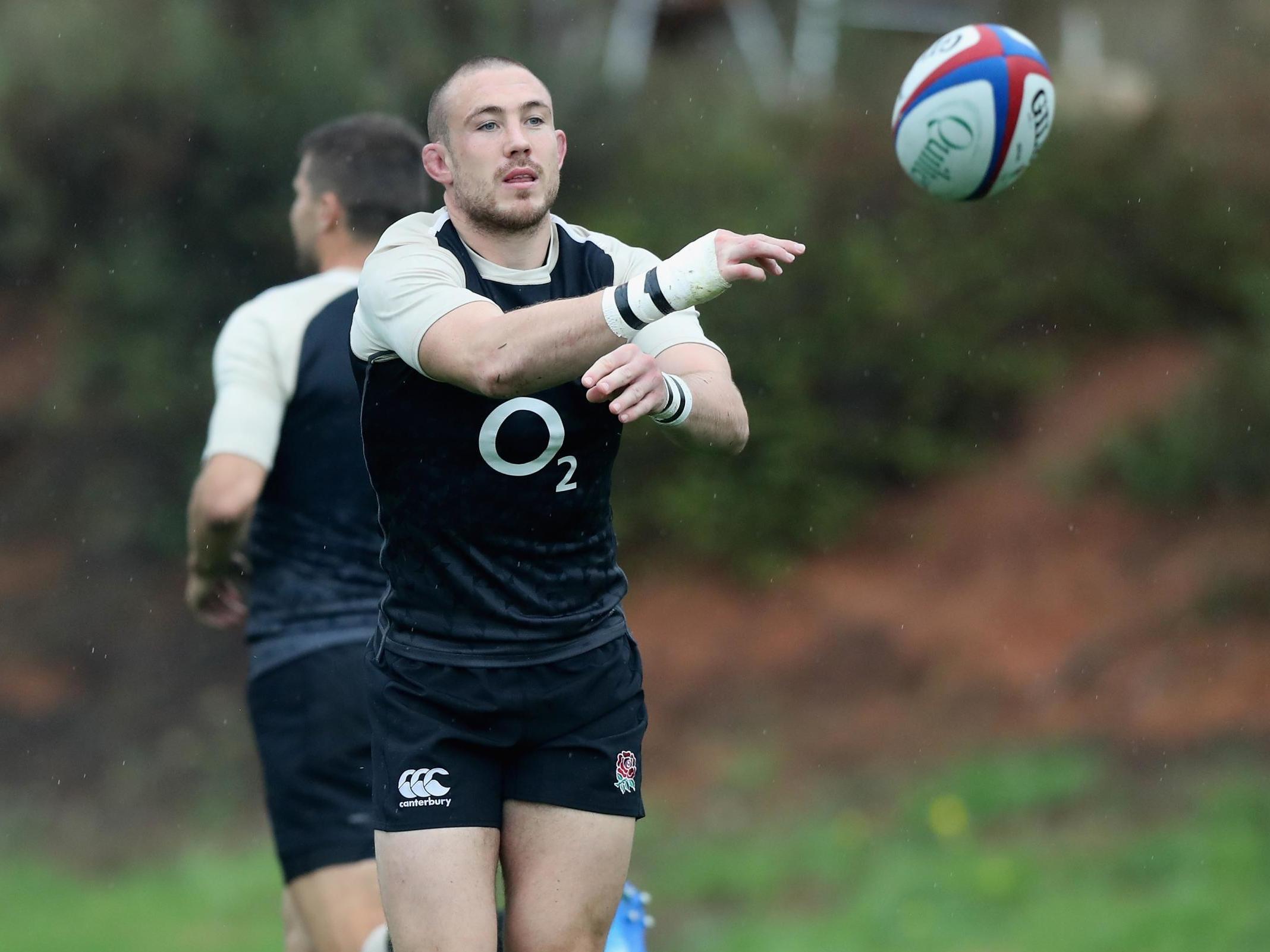 Mike Brown has been dropped from the England squad (Getty )