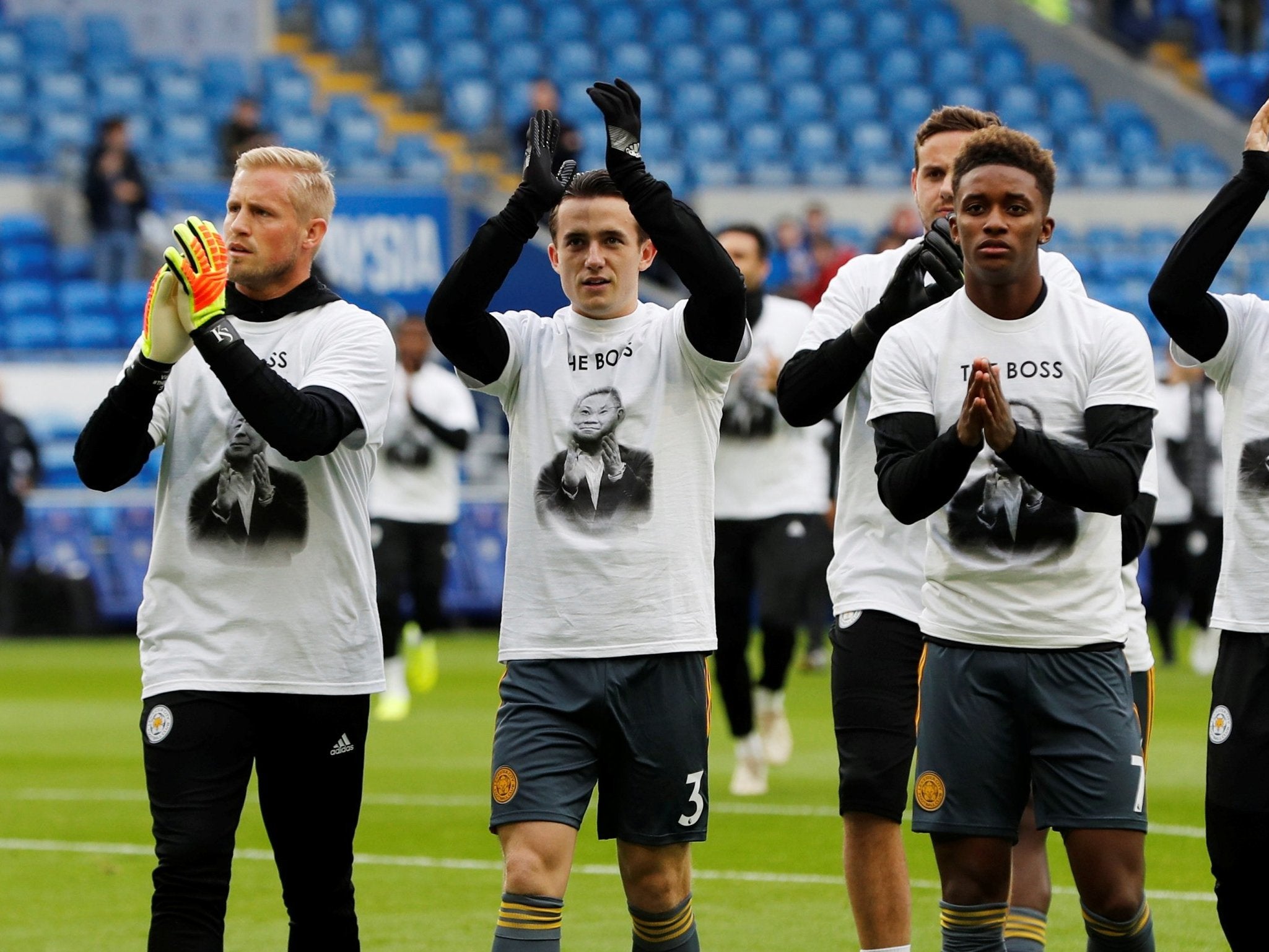Leicester City players wore shirts depicting Vichai Srivaddhanaprabha as they warmed up