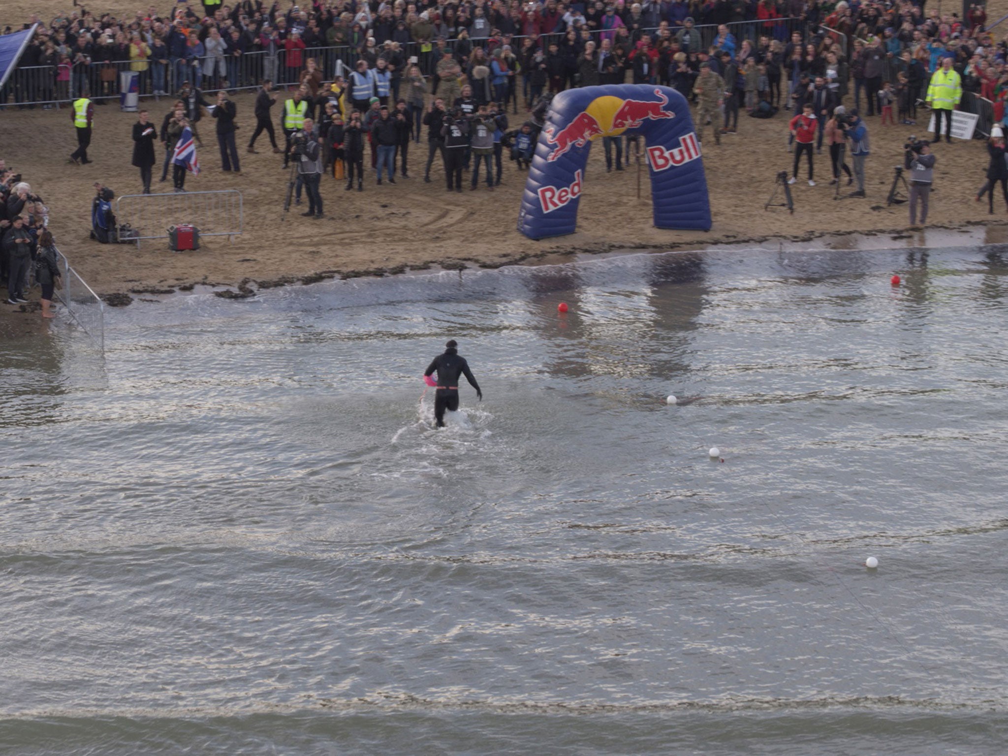 Mr Edgley approaches Margate beach as he finishes his ‘Great British Swim’