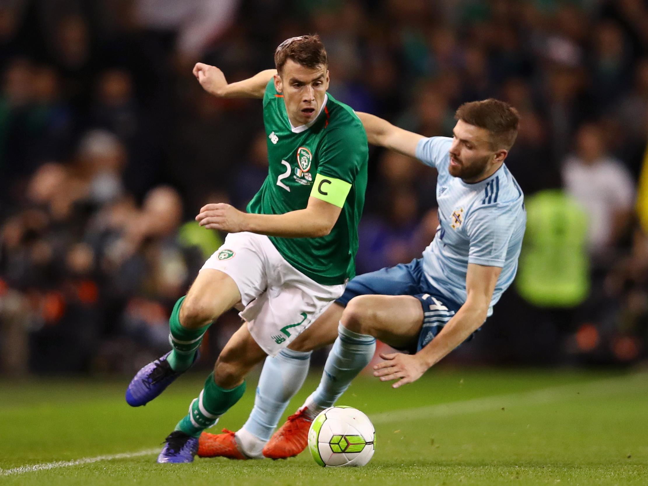 Seamus Coleman gets away from Stuart Dallas