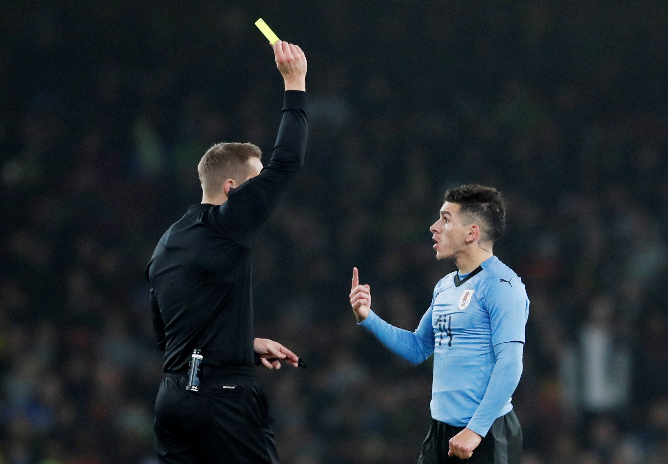 Lucas Torreira was one of five players to pick up a yellow card in the first half