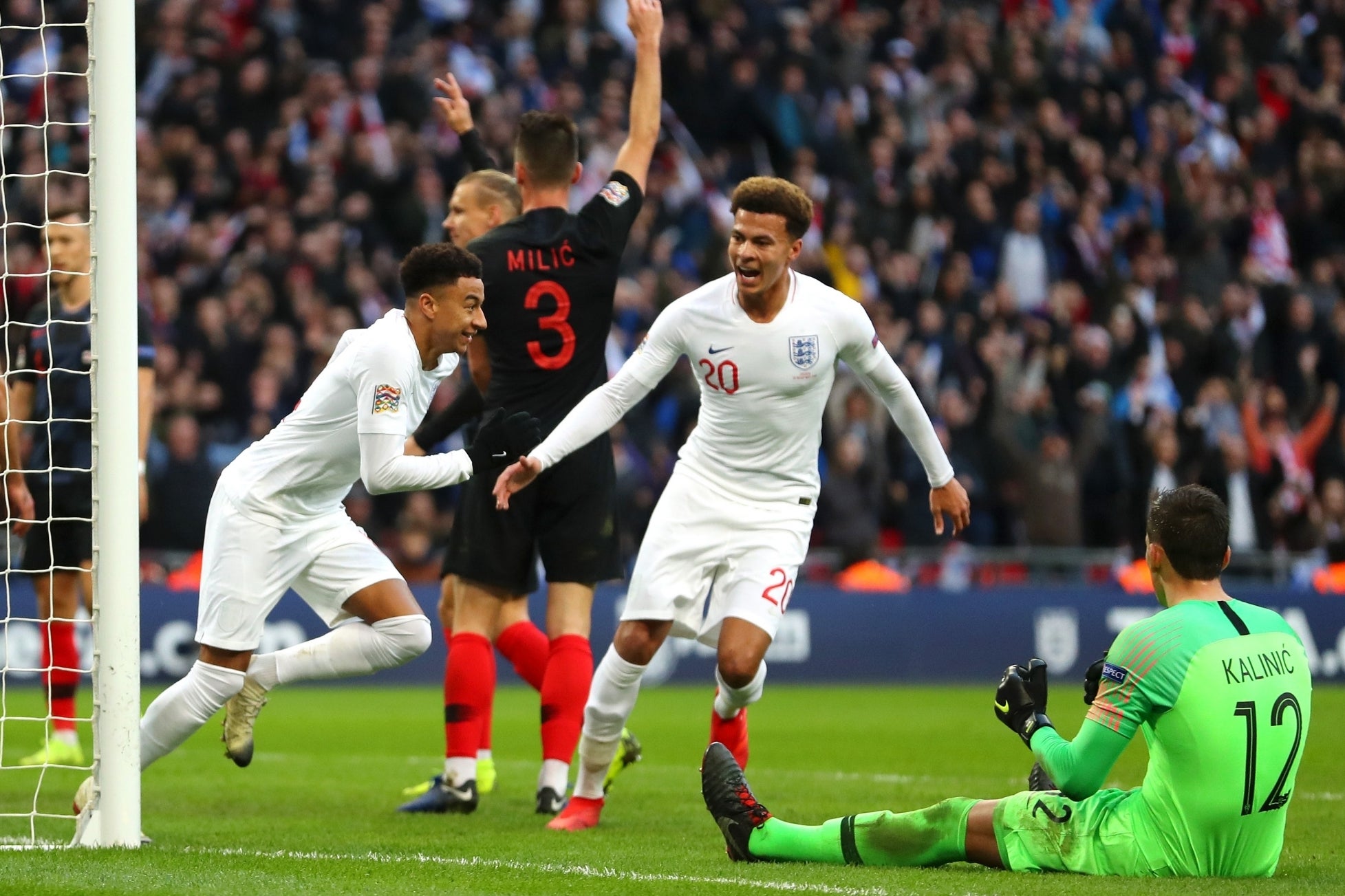 Jesse Lingard scores England's equaliser