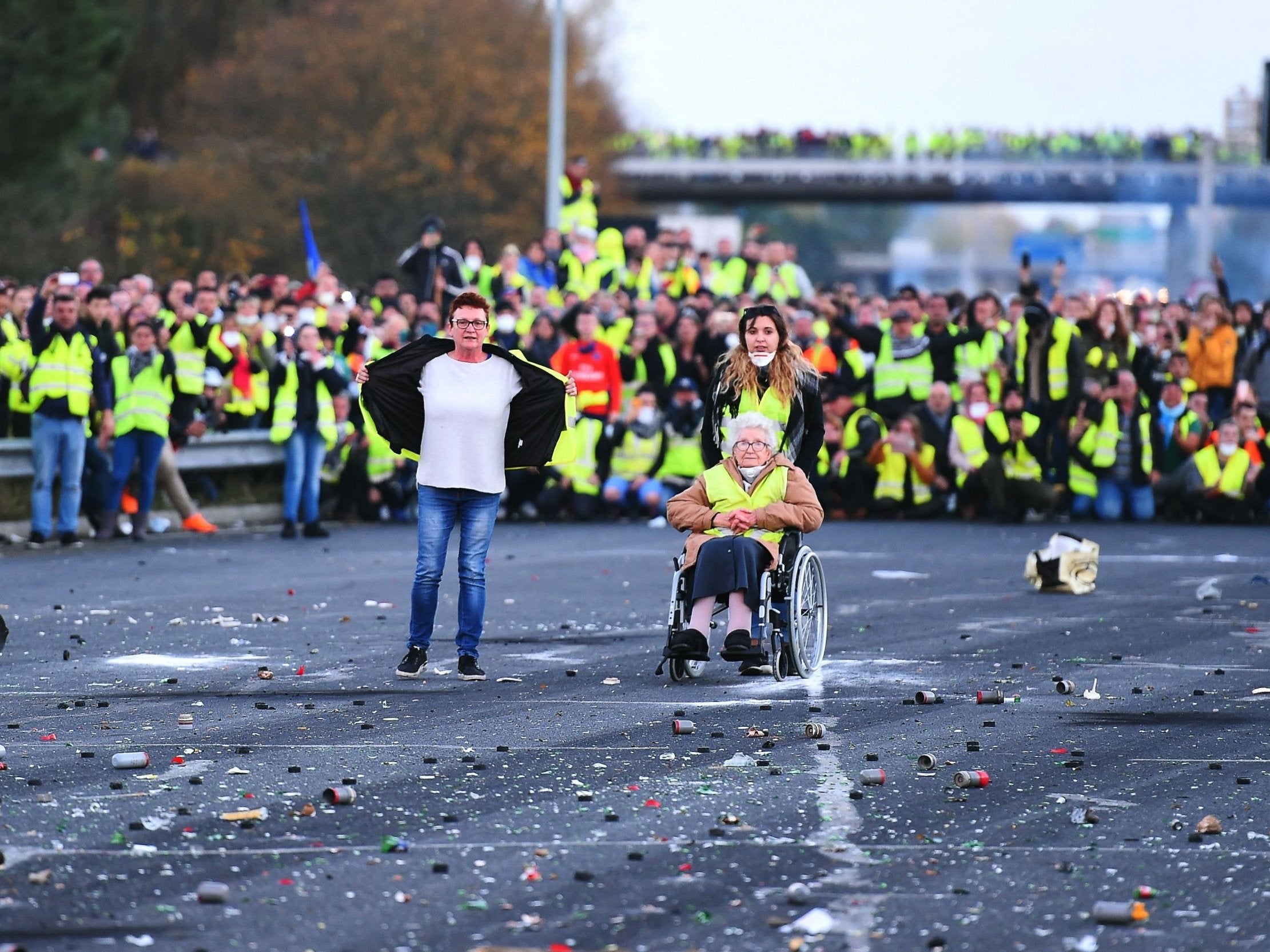 Protesters face riot police in Virsac, near Bordeaux
