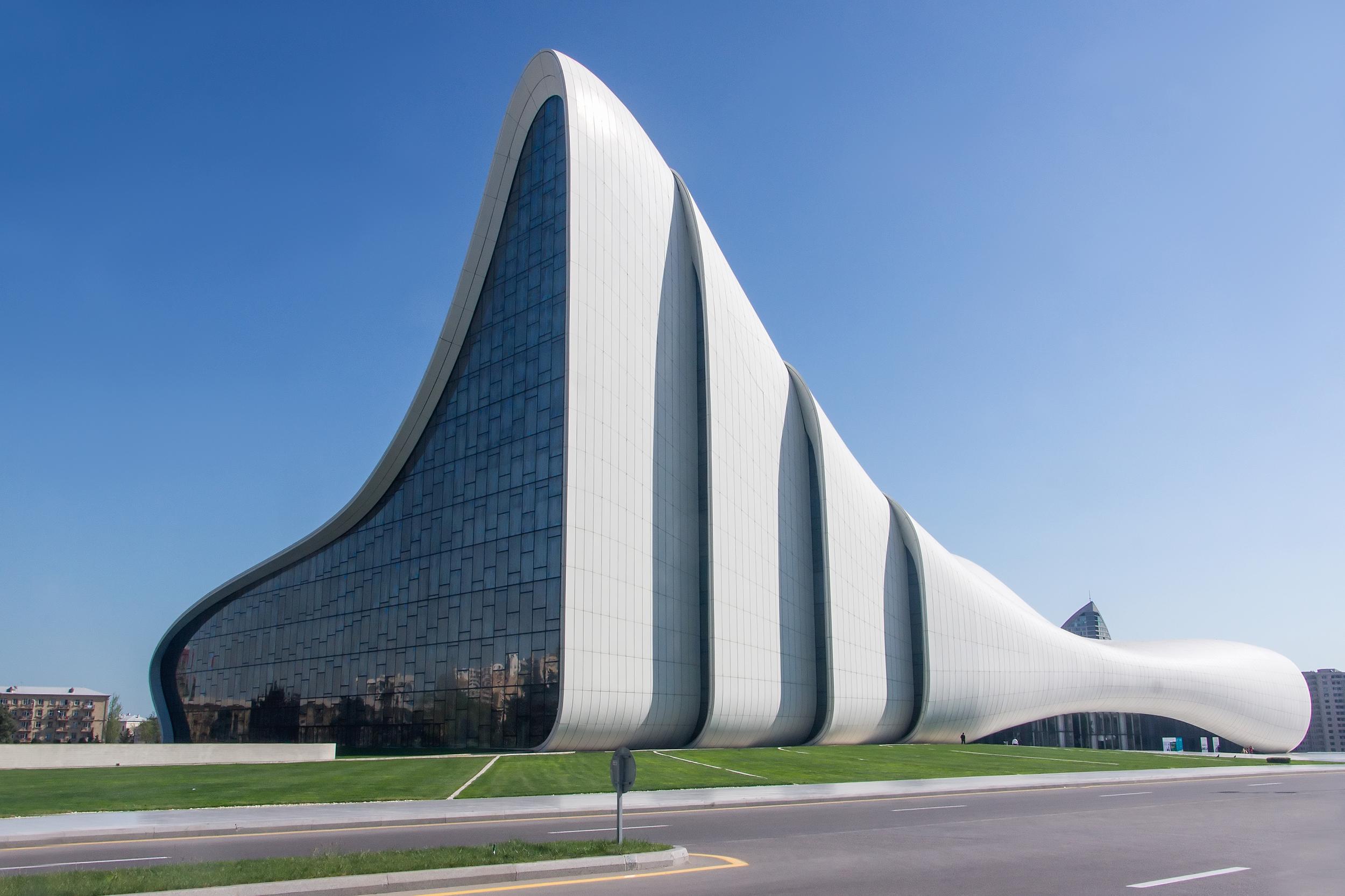 Zaha Hadid’s Heydar Aliyev Centre