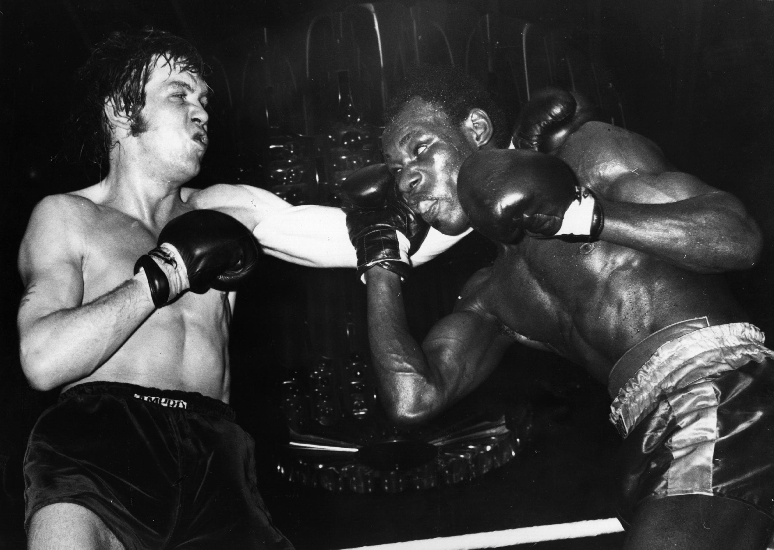 Bunny Sterling in action against Kevin Finnegan in 1975