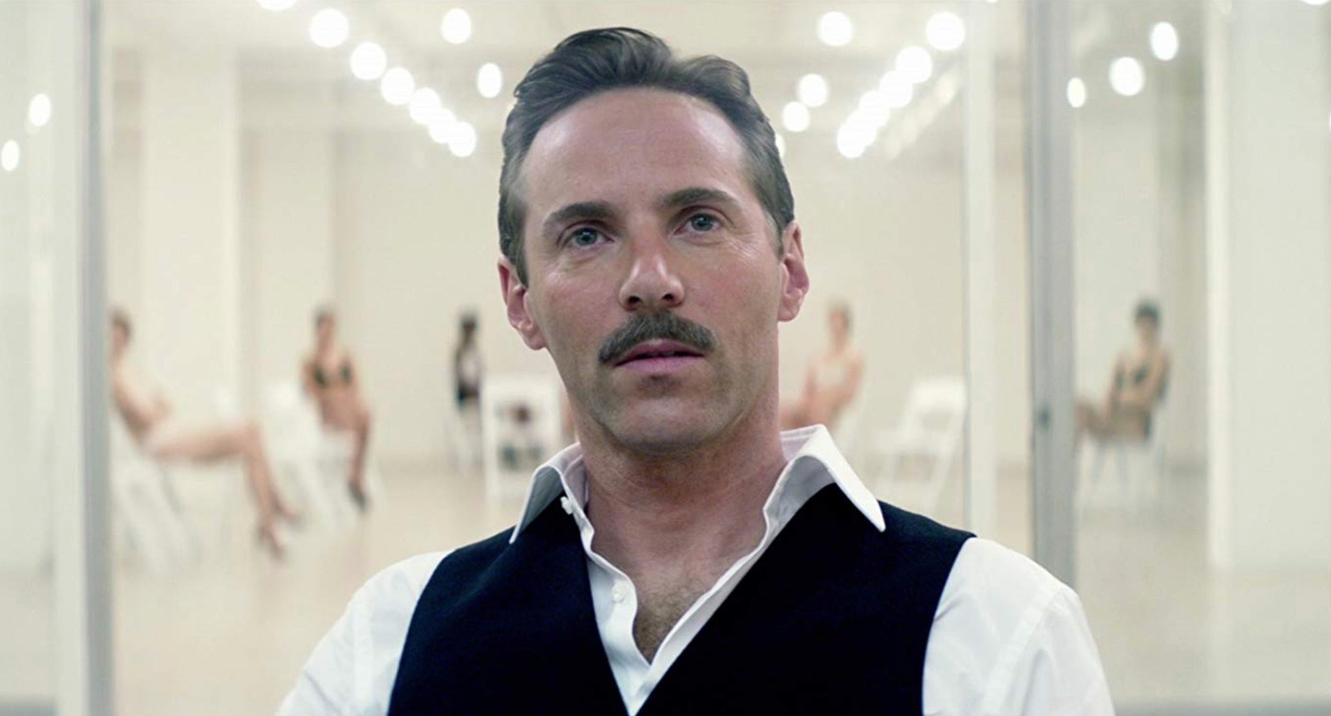 Alessandro Nivola in ‘The Neon Demon’