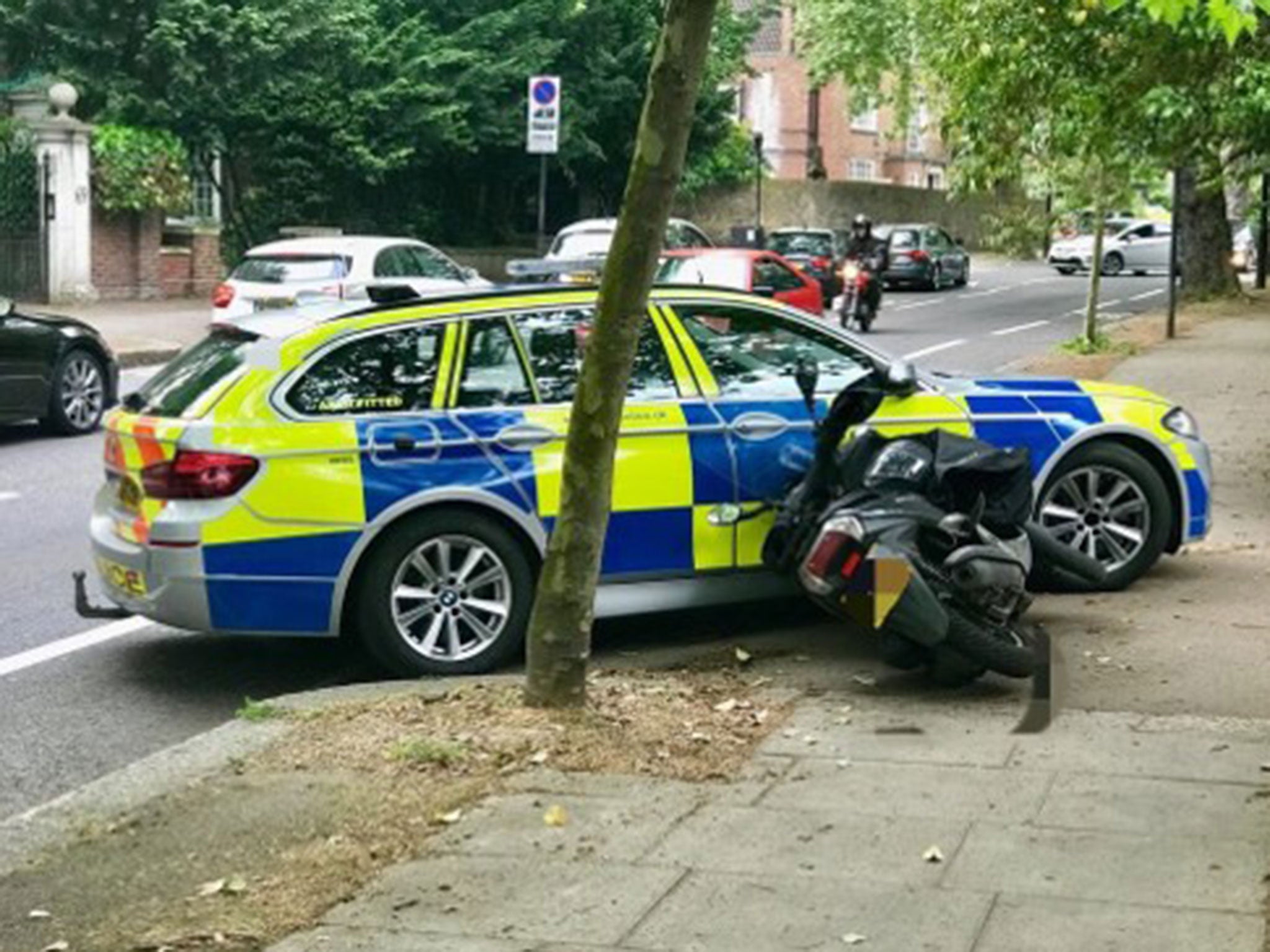 Police drivers in London have been trained to engage with moped criminals