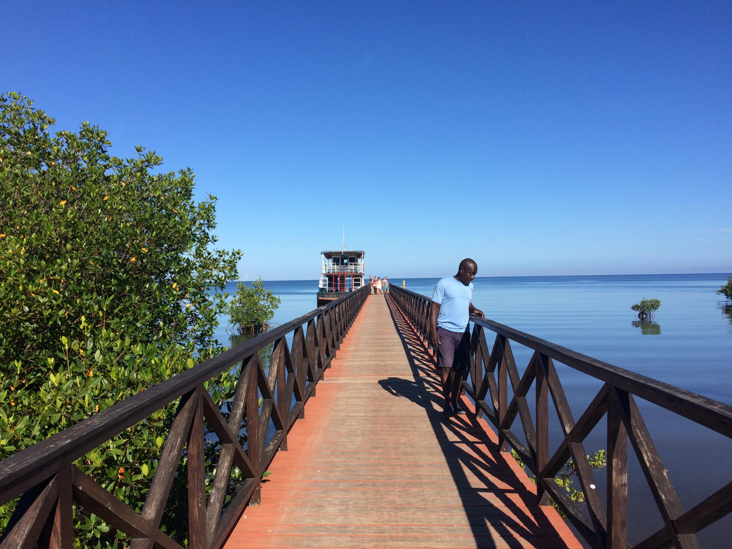 Catch a boat to Cayo Levisa, where Hemingway hunted for fish