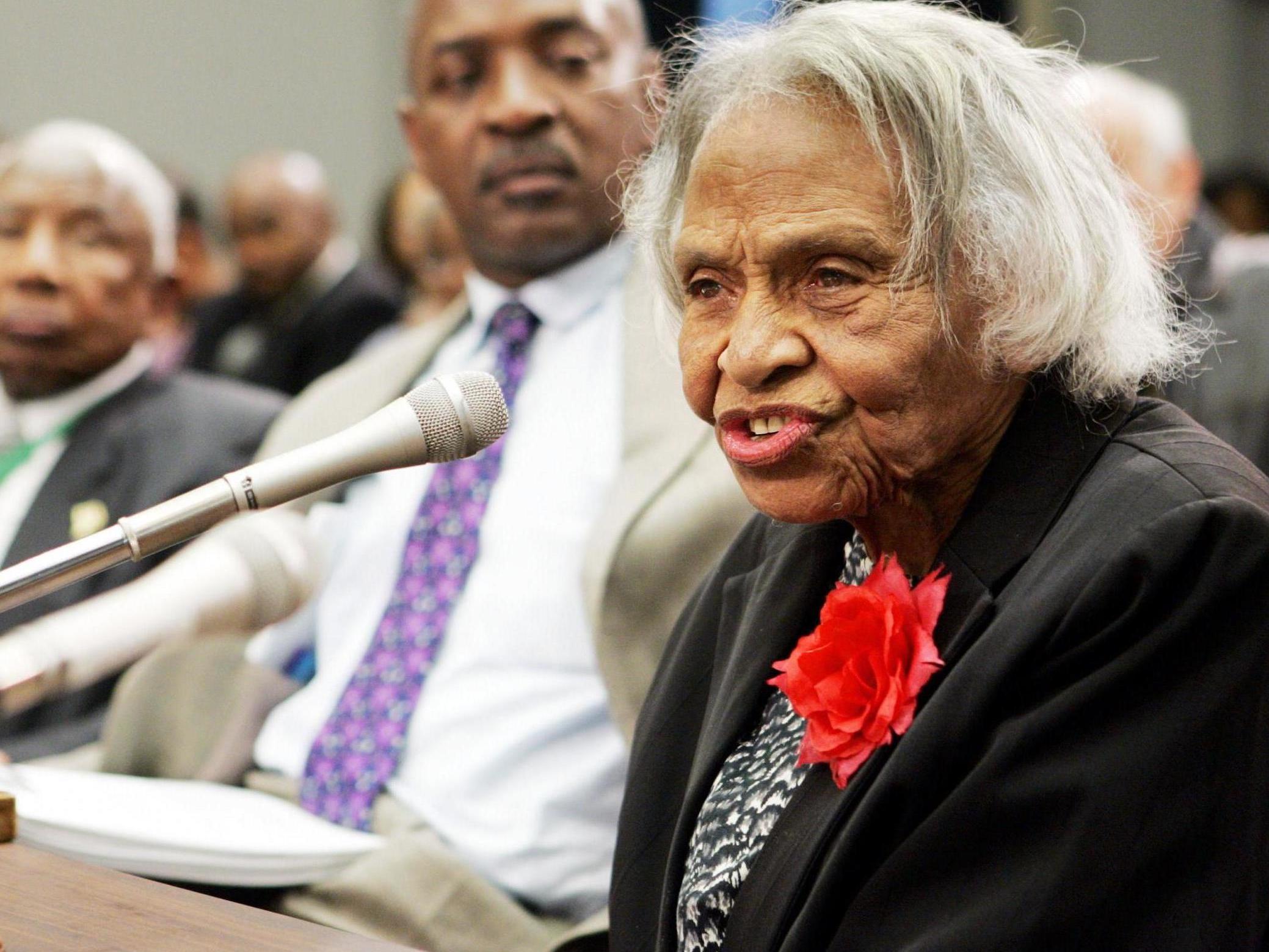 Dr Hooker addresses the Congressional Black Caucus in Washington, 2005