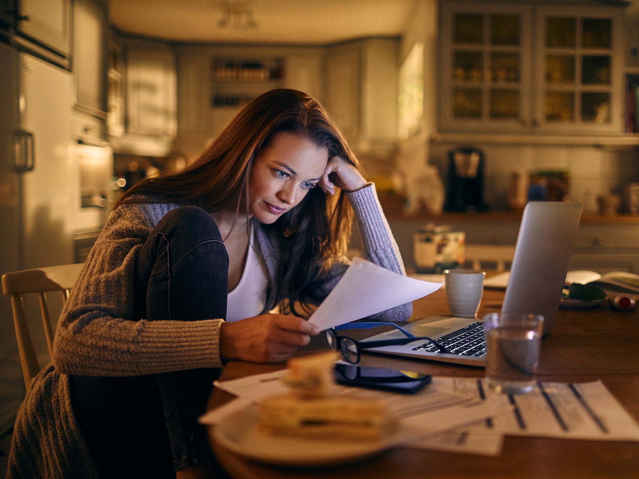 Total household income in England projected to fall by £1,450 between 2011 and 2022, compared to £200 in Scotland and £470 in Wales