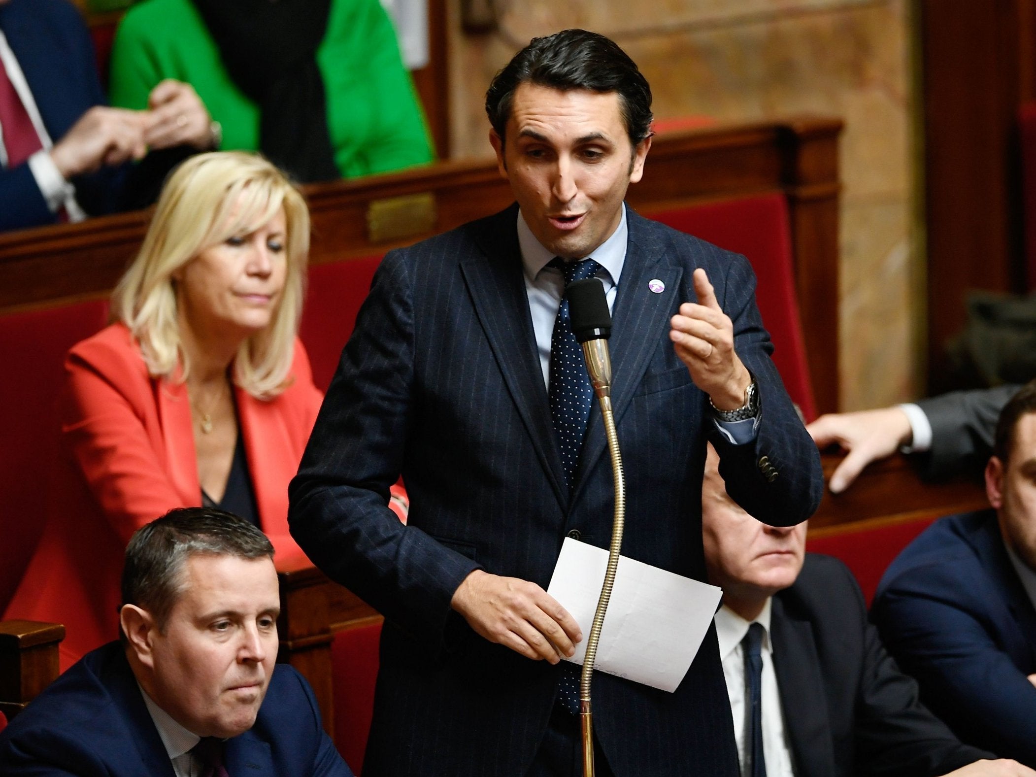 Julien Aubert addresses the government on 12 December, 2017