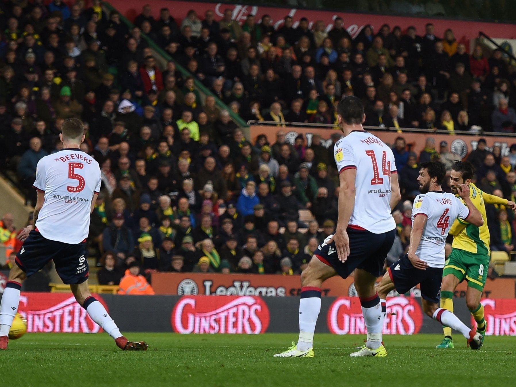 Mario Vrancic puts Norwich in front at Carrow Road