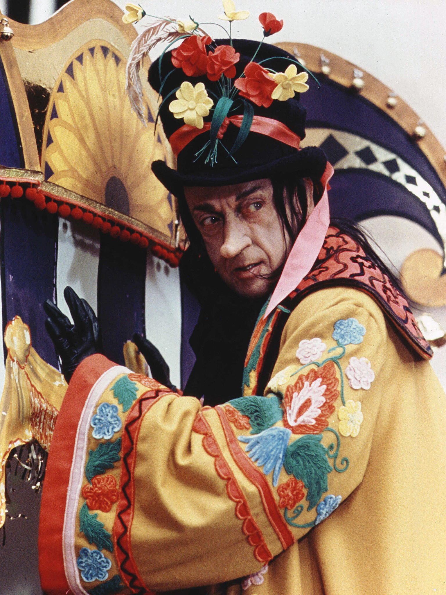 Robert Helpmann as the Child Catcher