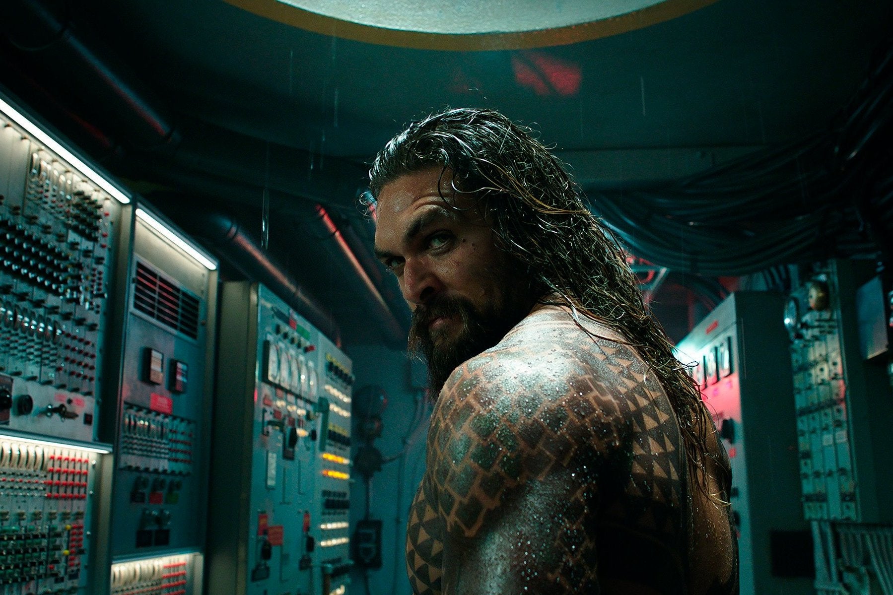 Jason Momoa in a scene from ‘Aquaman‘