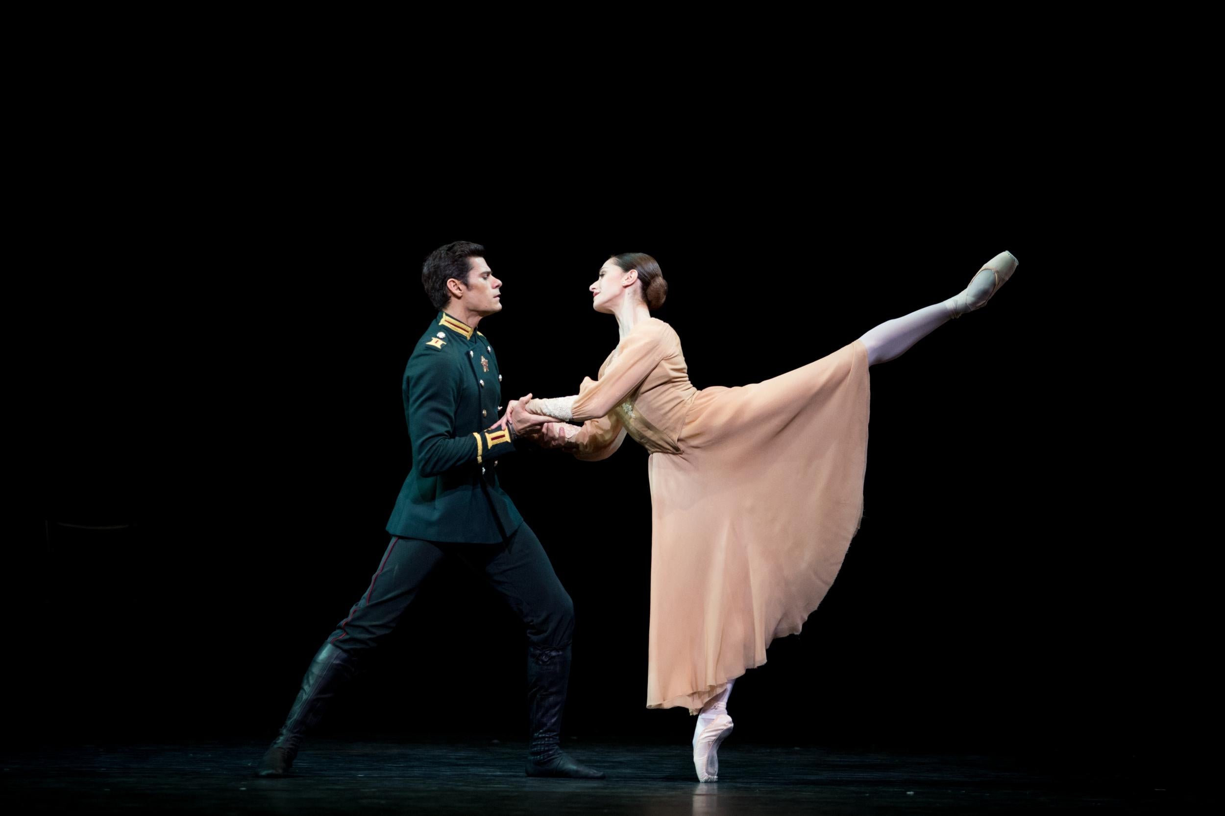 Thiago Soares and Marianela Nussez in Winter Dreams