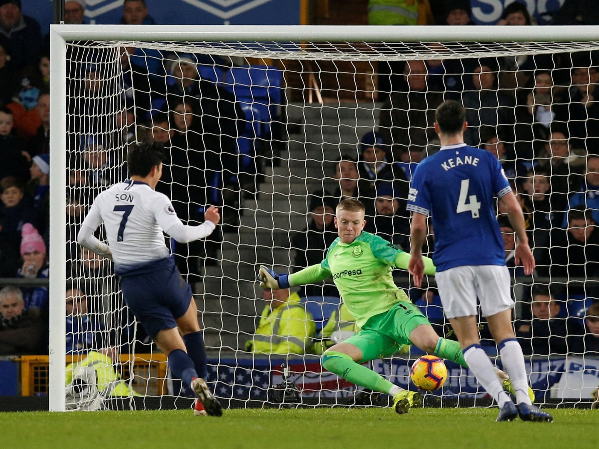 Son Heung-min fires in Spurs' fifth of the afternoon