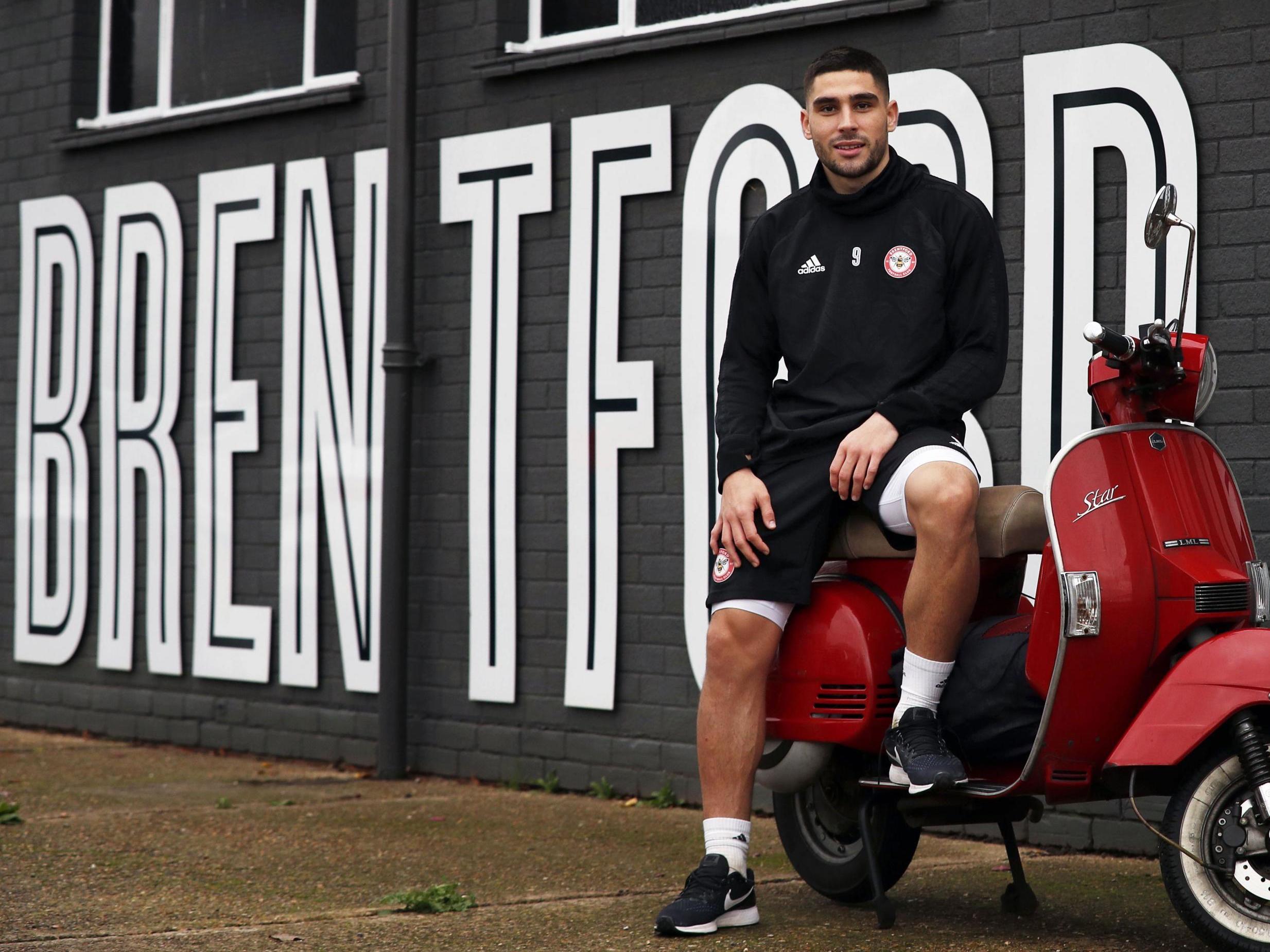 The Championship leading scorer is determined to one day play in the Premier League