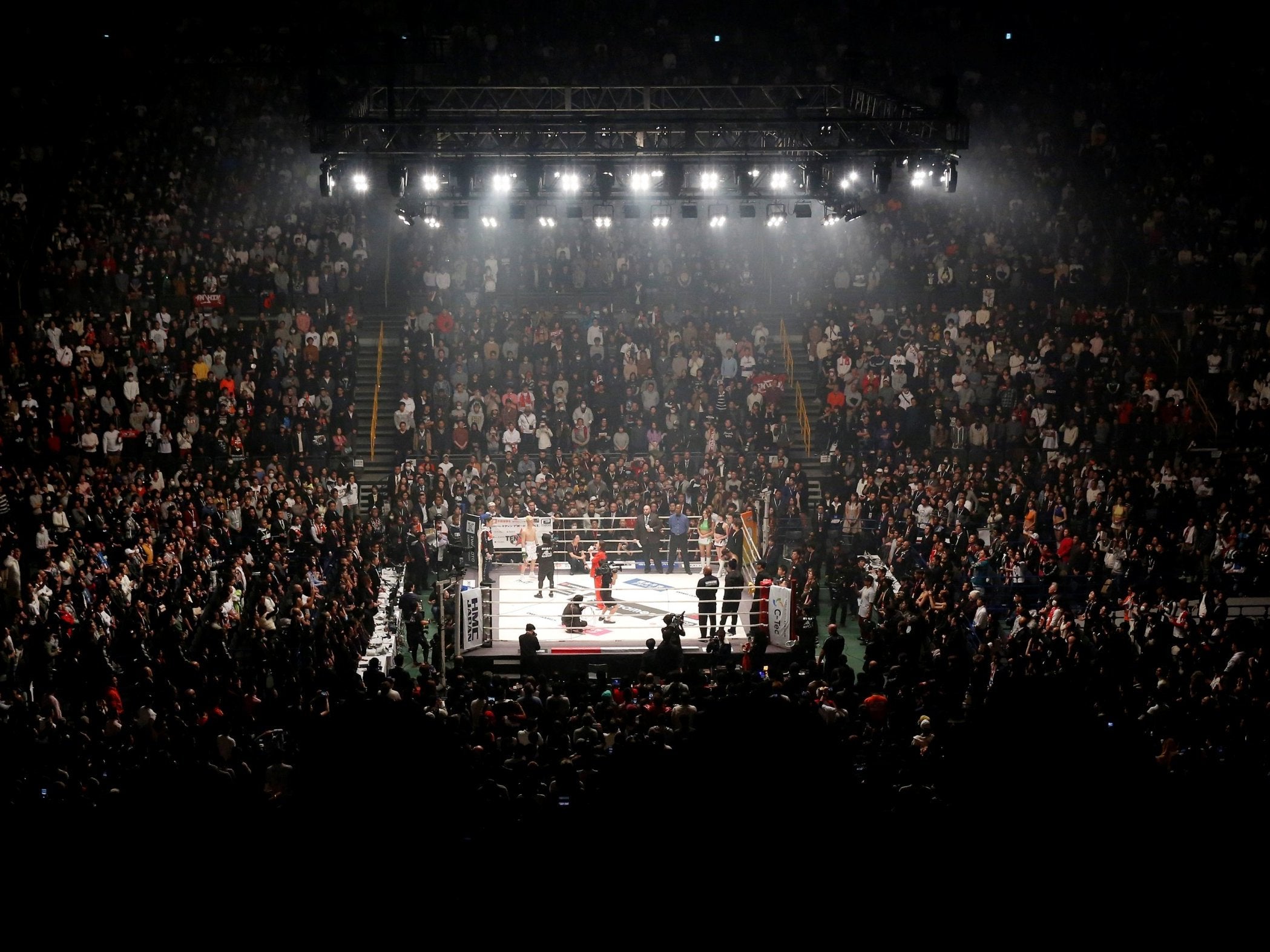 Floyd Mayweather prepares to take on Tenshin Nasukawa at the Saitama Super Arena