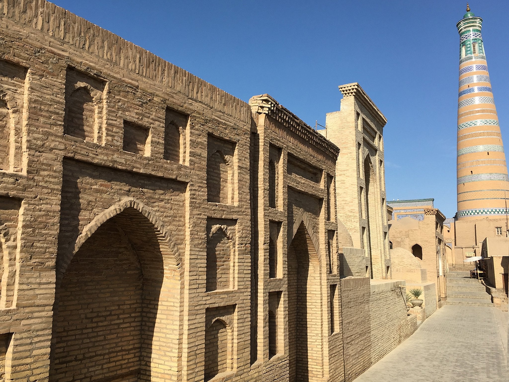 2017: on the Silk Road... Simon was born beside the A23 in Crawley but discovered the aesthetically preferable ancient route through Khiva, Uzbekistan