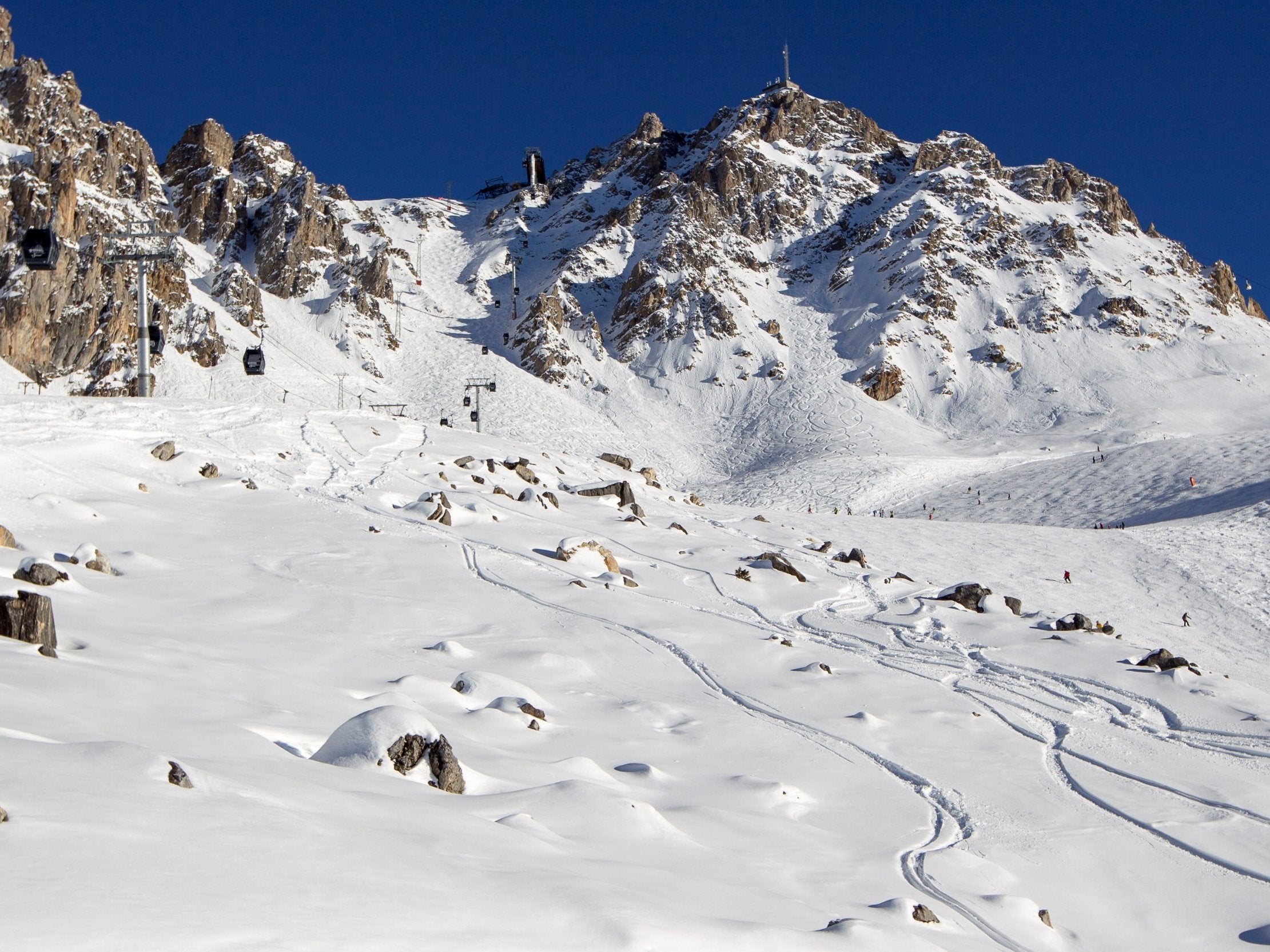 Authorities warn avalanche risk remains high in northern Alps