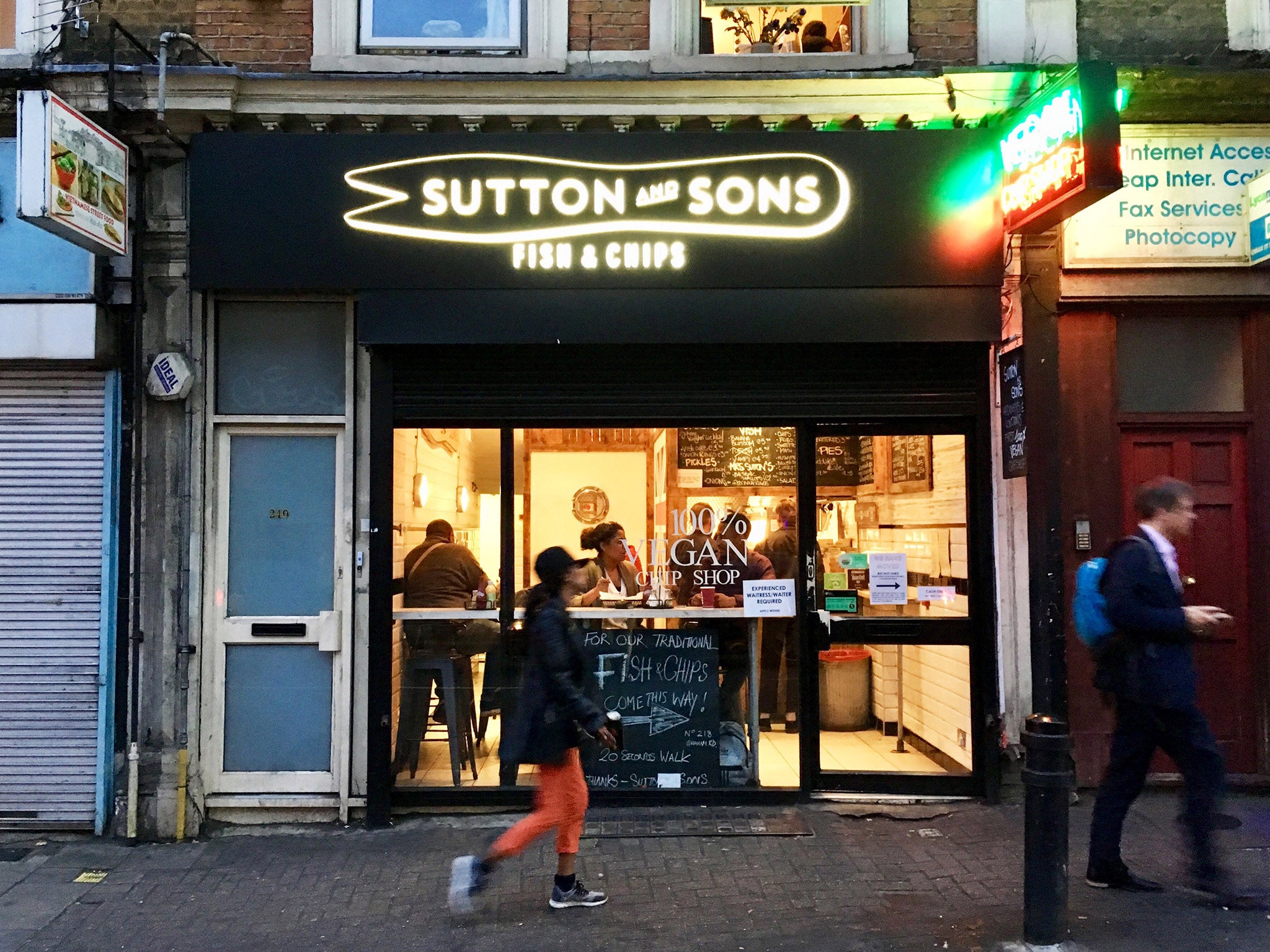 &#13;
Suttons and Sons restaurant in Hackney offers ‘vegan fish’ in three forms&#13;