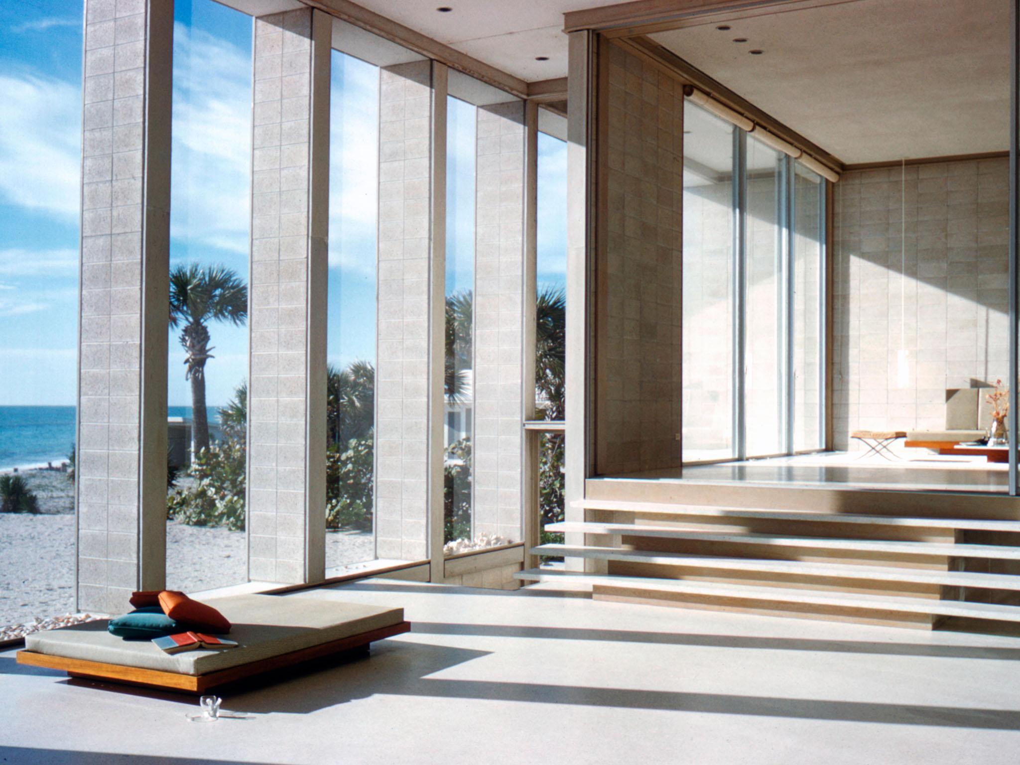 Solid and light: interior details of the house Rudolph designed for Frederick Deering